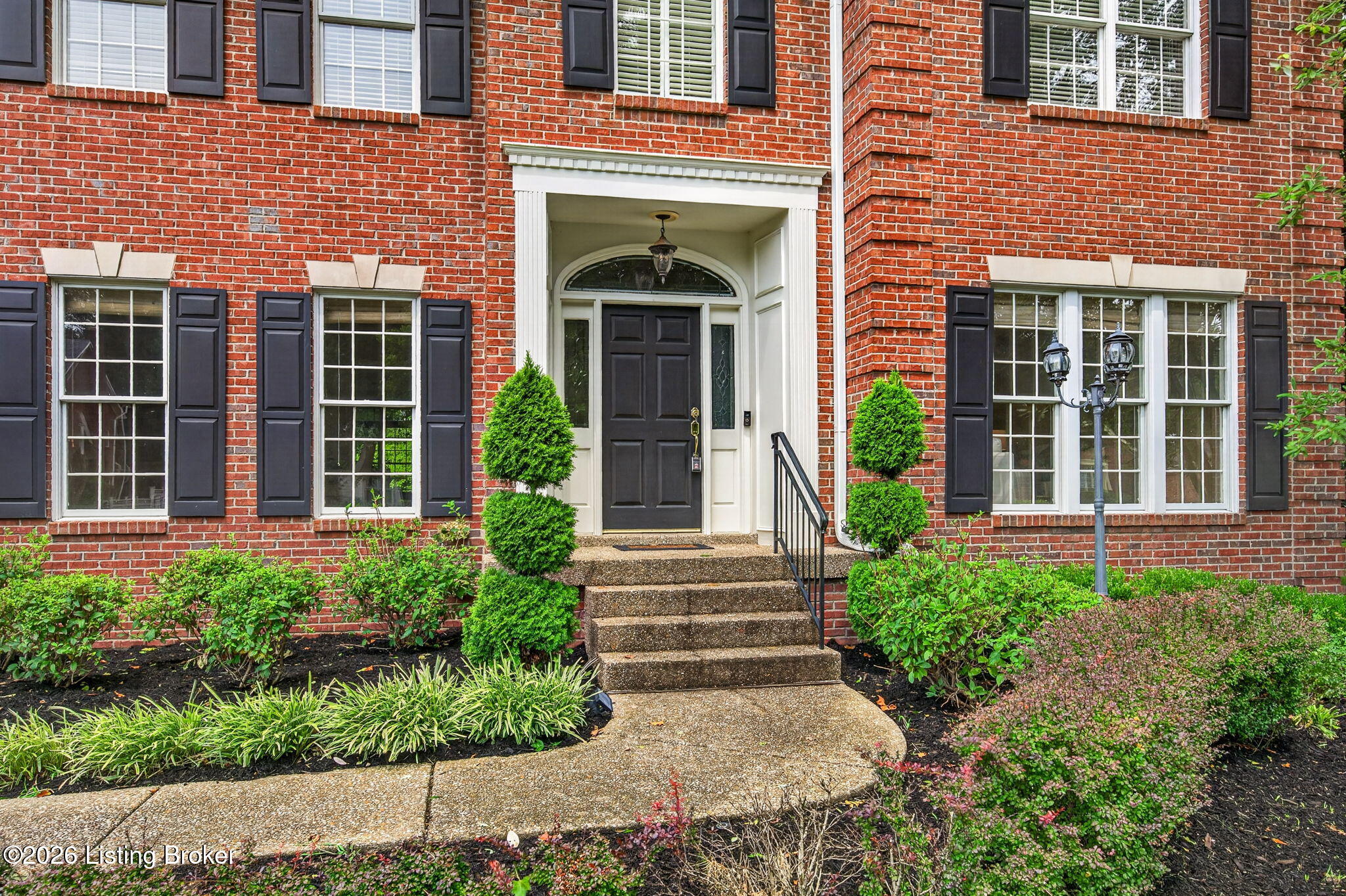 6931 Windham Pkwy Property Photo 4