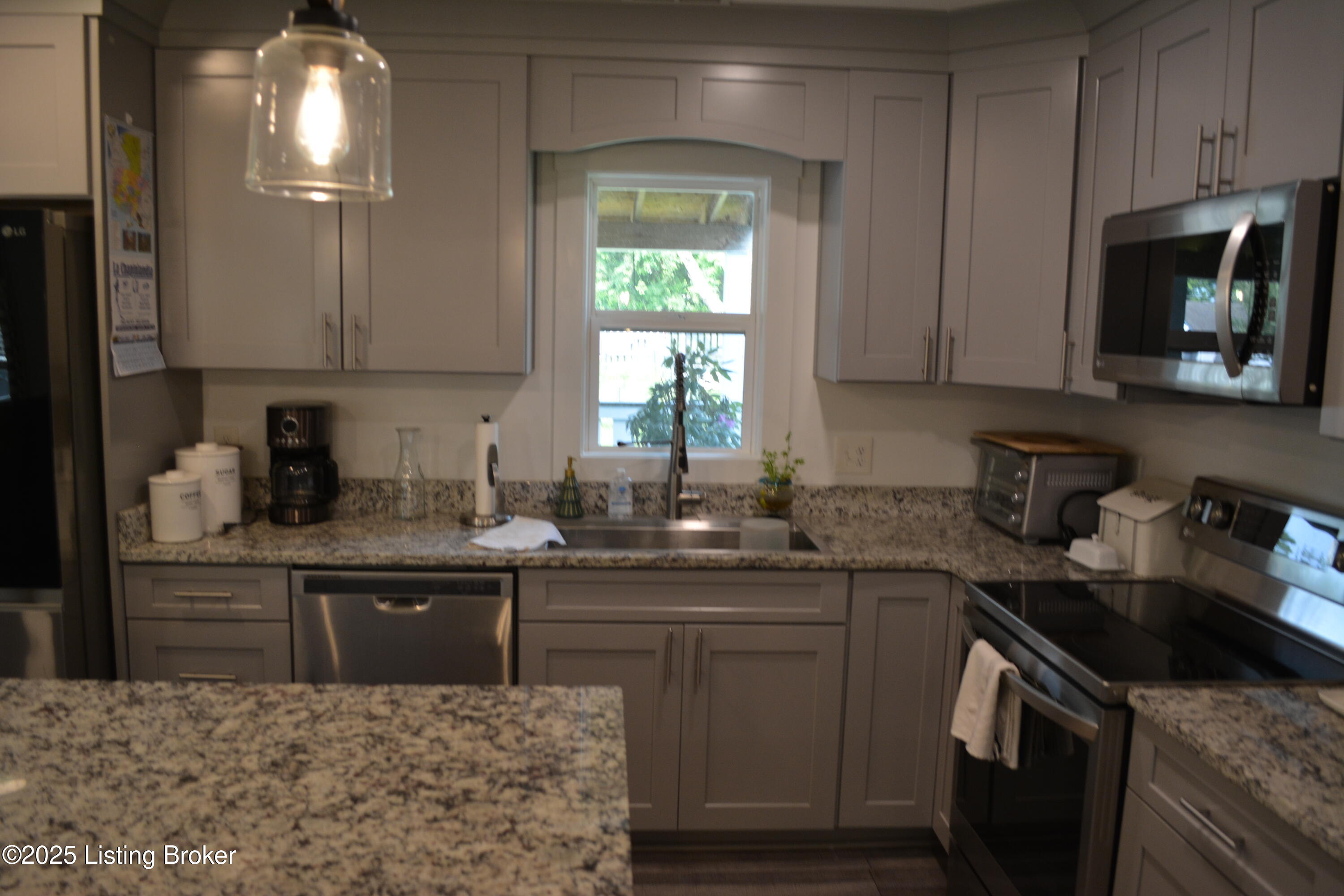 440 Hickory Hill Rd Property Photo 11