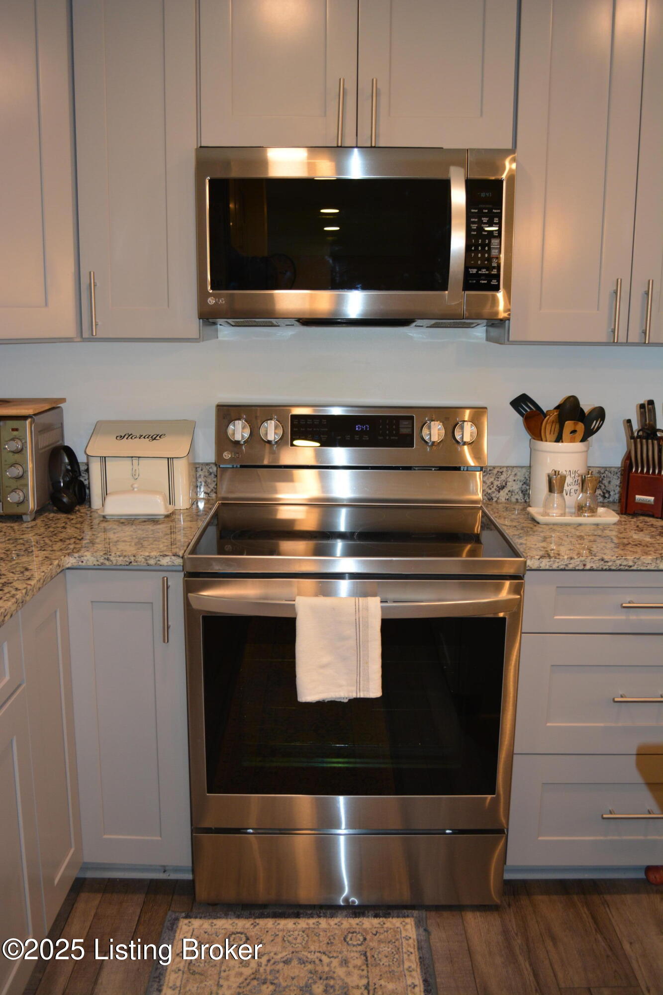 440 Hickory Hill Rd Property Photo 12