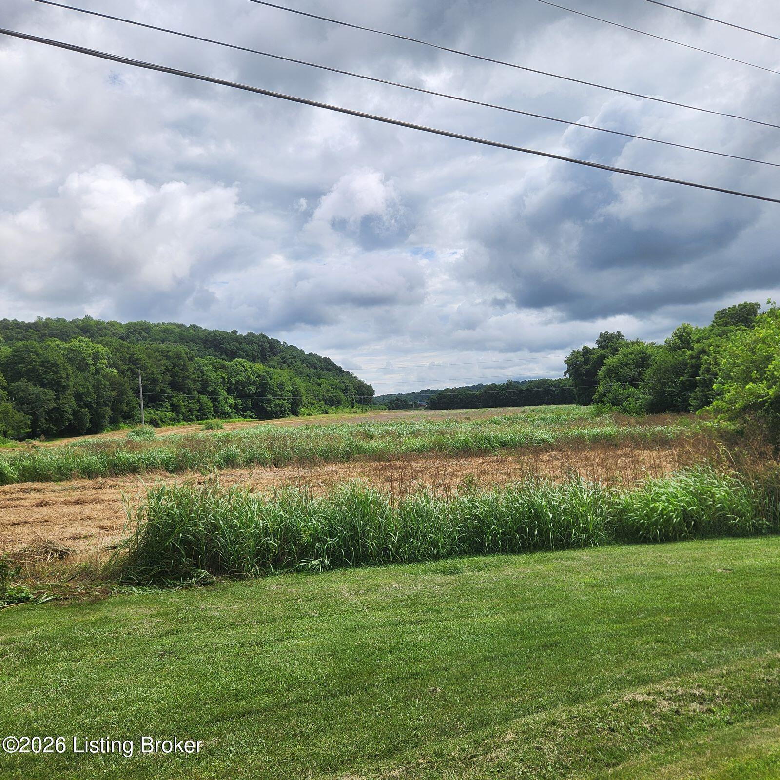 318 Elk Creek Rd Property Photo 14
