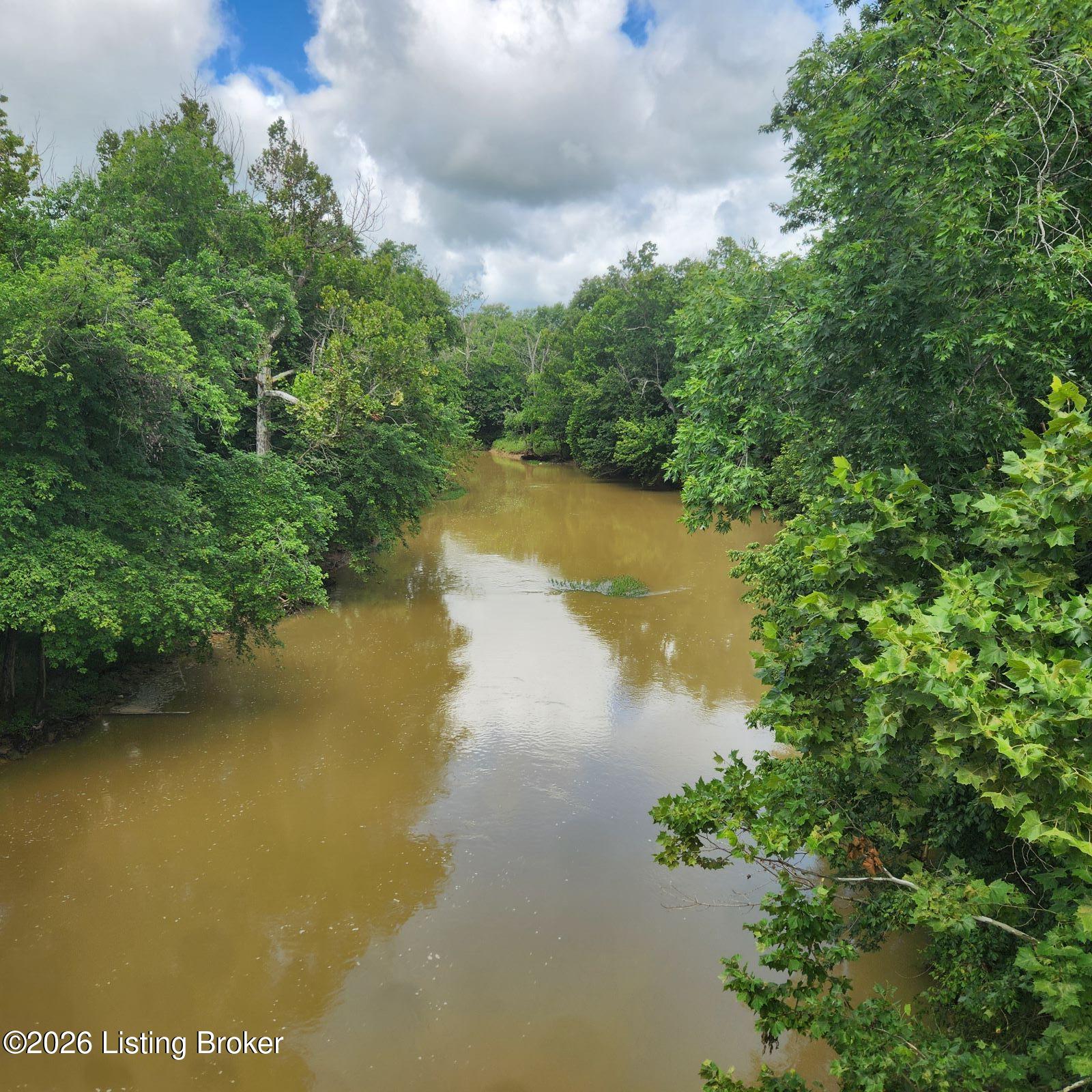 318 Elk Creek Rd Property Photo 17