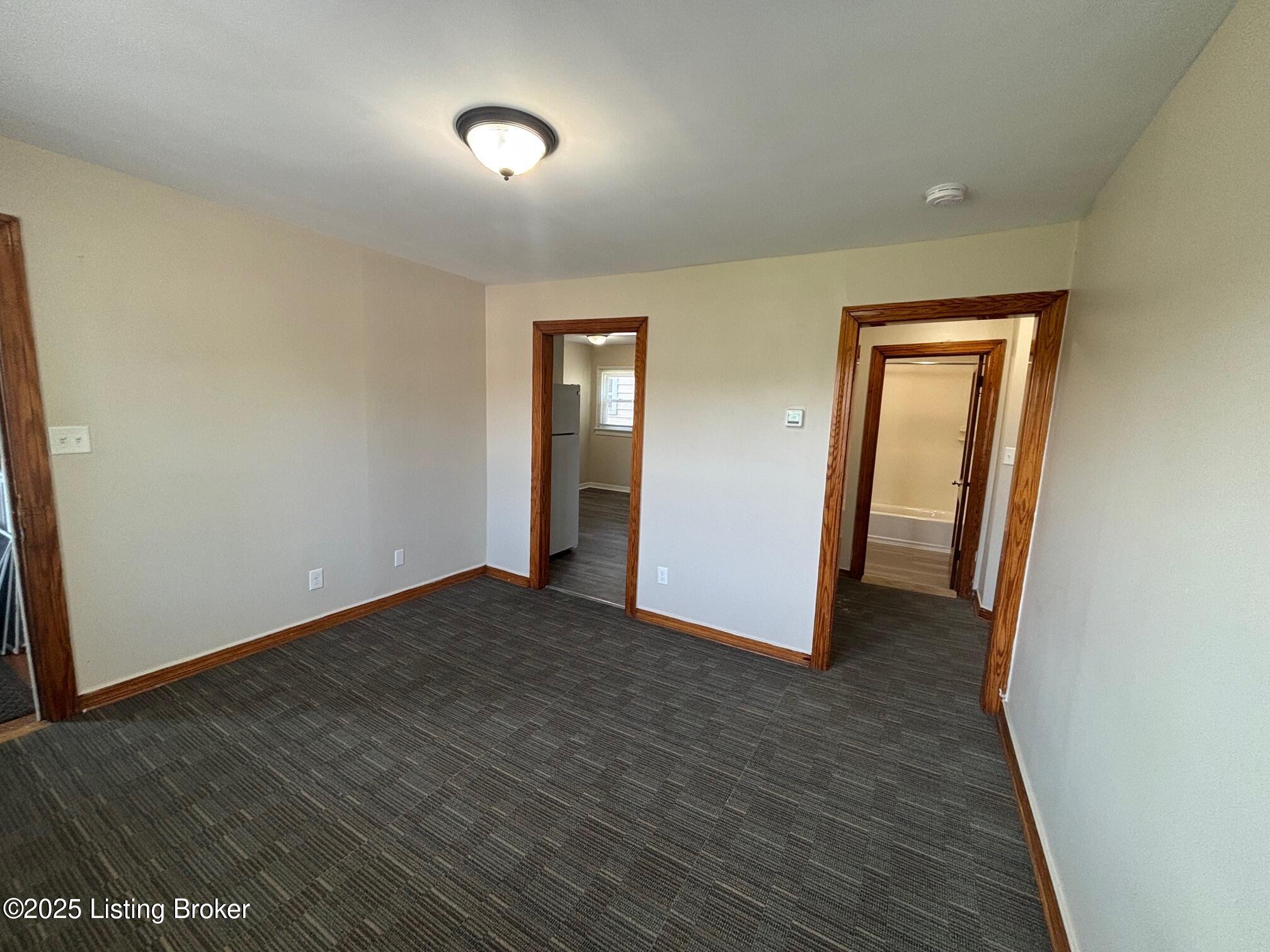 136 E Harrison Ave 2 Property Photo 3
