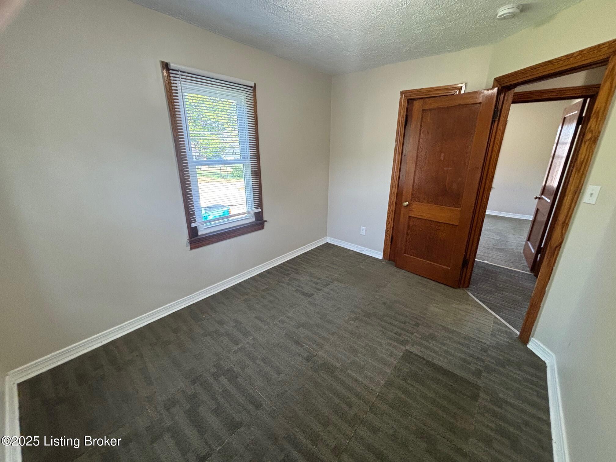 136 E Harrison Ave 2 Property Photo 7