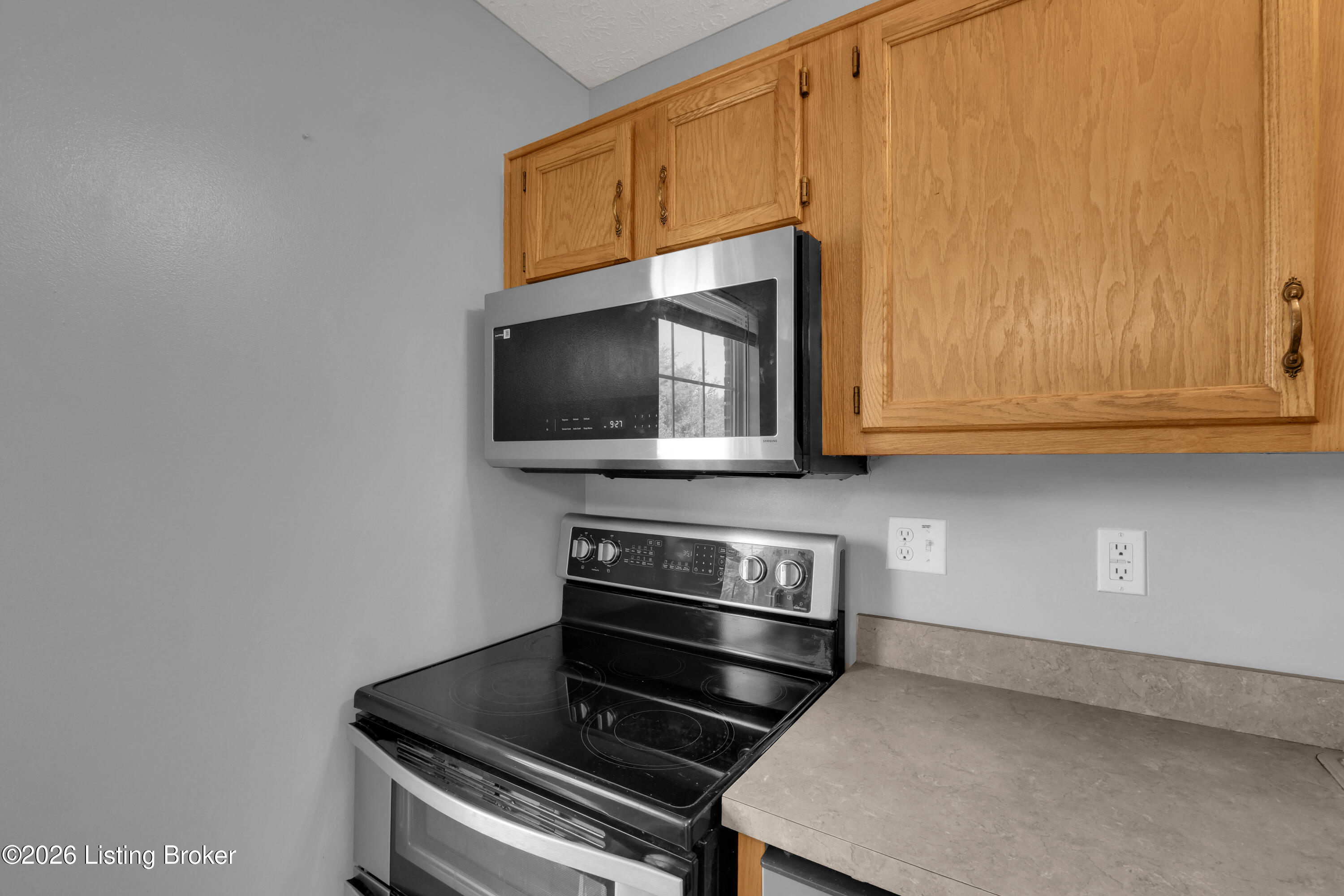 286 Tecumseh Dr Property Photo 11