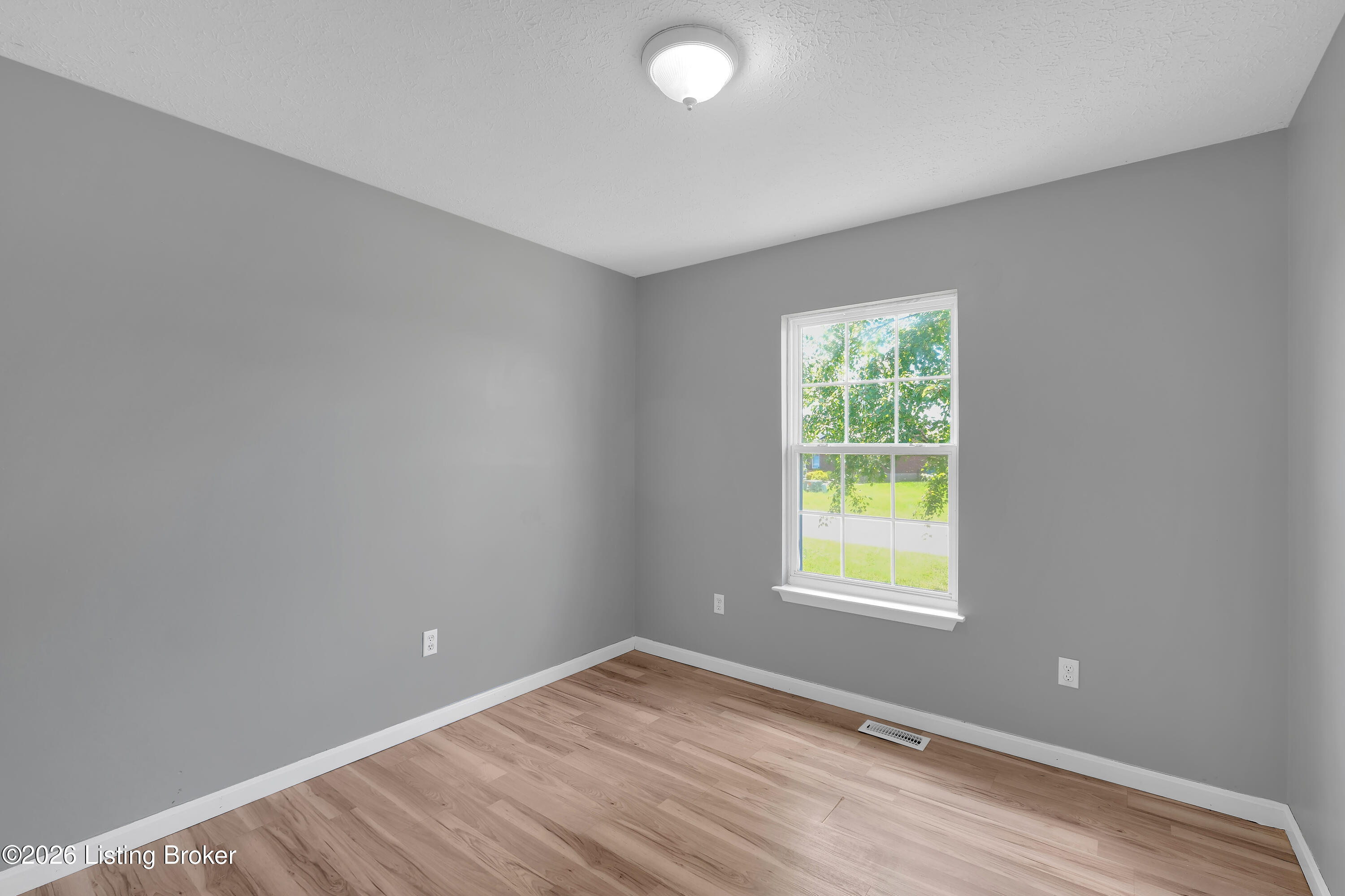 286 Tecumseh Dr Property Photo 23