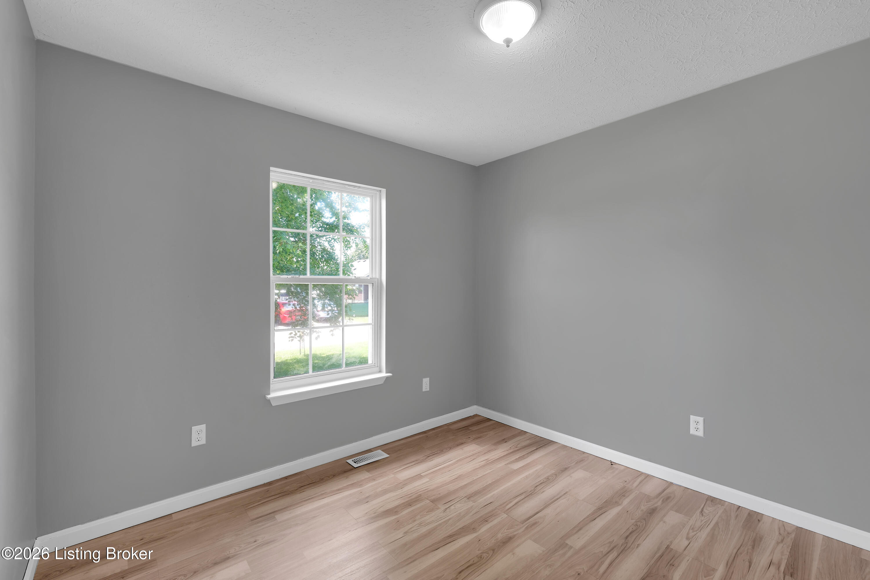 286 Tecumseh Dr Property Photo 24