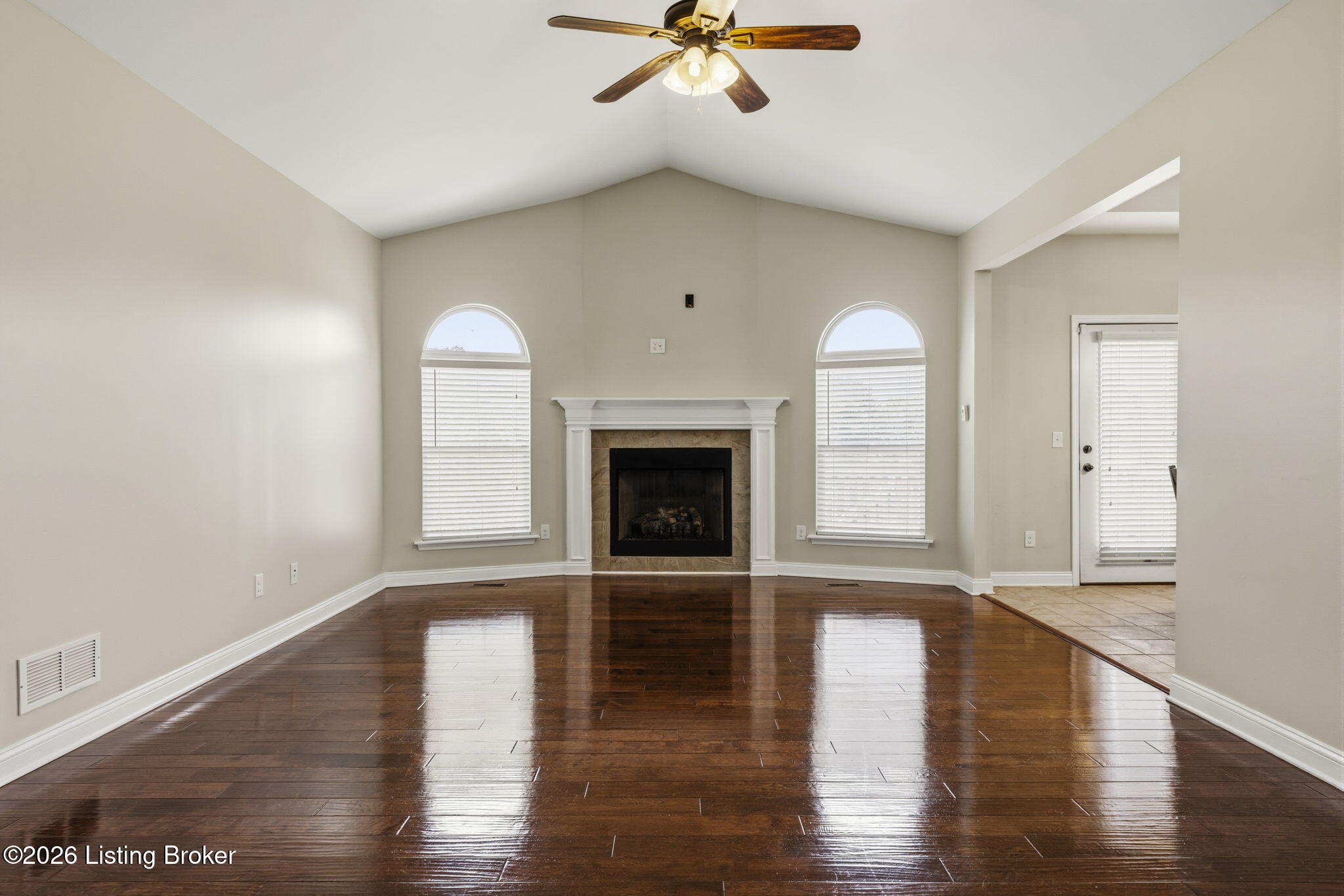 517 Concord Grape Way Property Photo 7