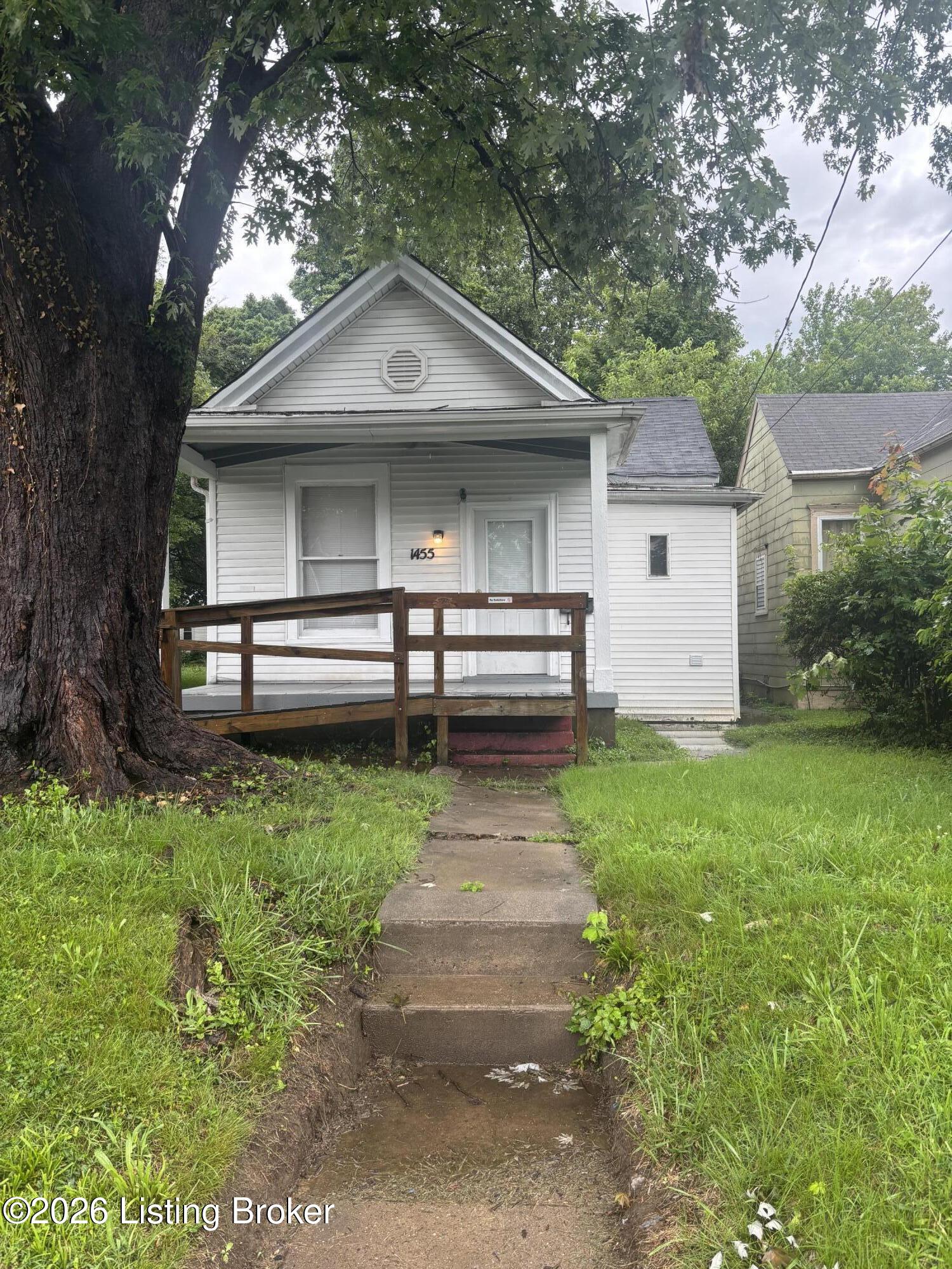 1455 Hazel St Property Photo 1