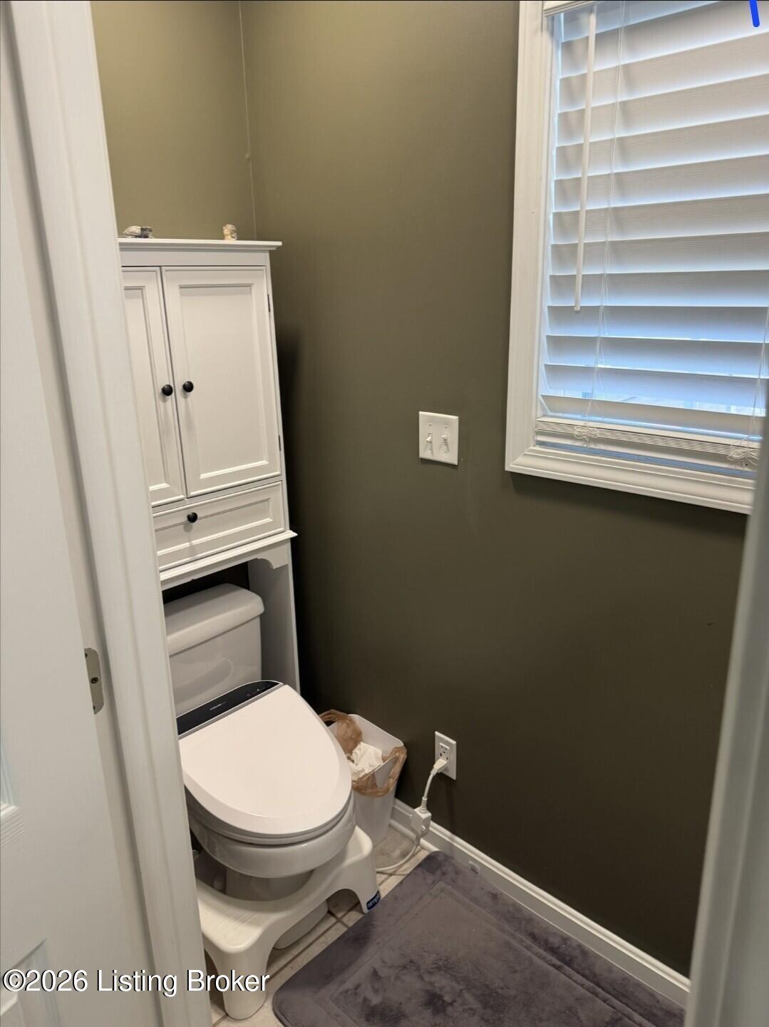 190 W Ridgeway Dr Property Photo 33