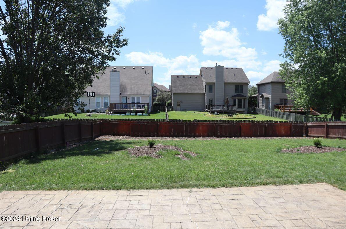 10129 Spring Gate Dr Property Photo 27