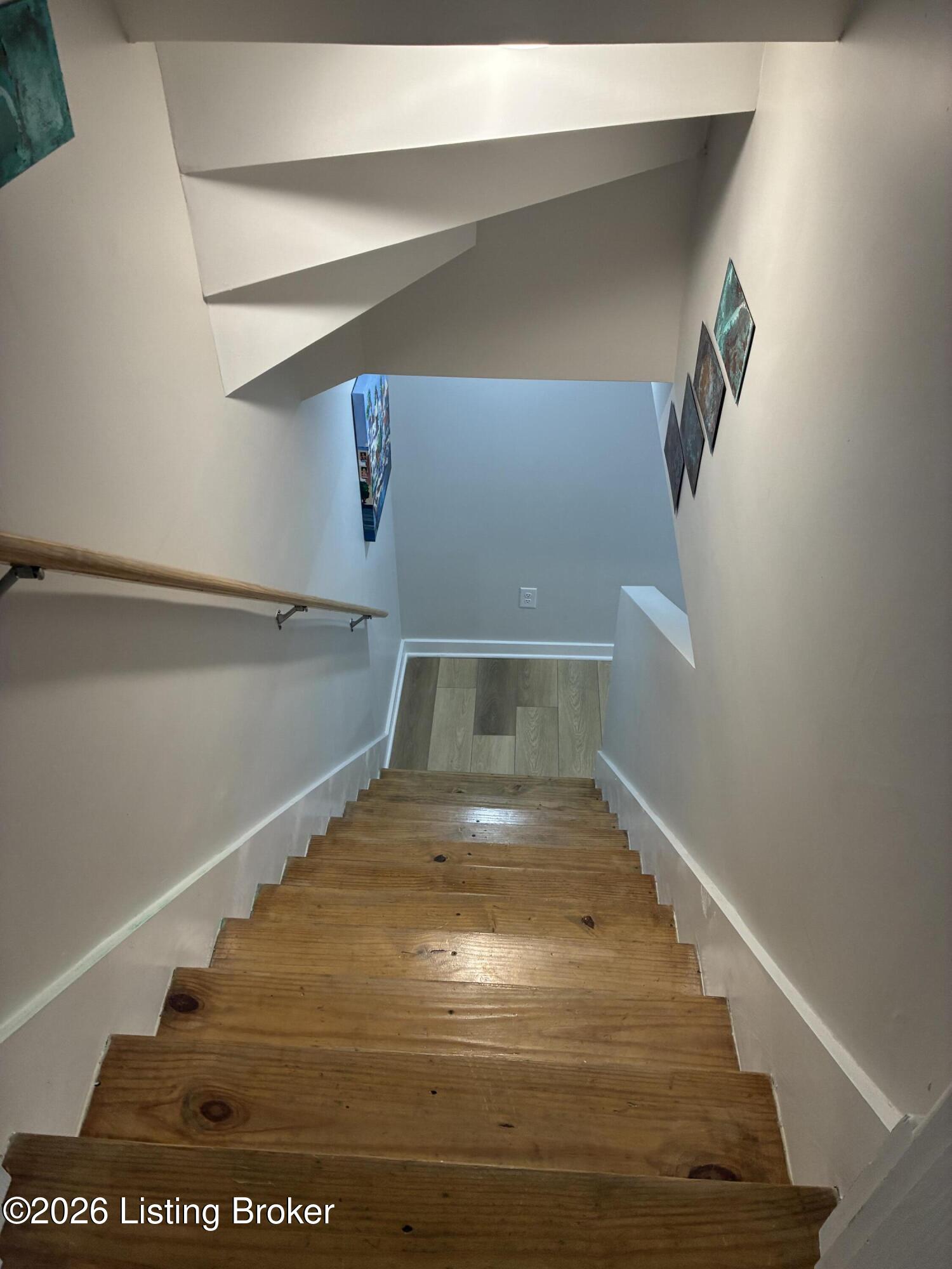 419 Wendover Ave Property Photo 16