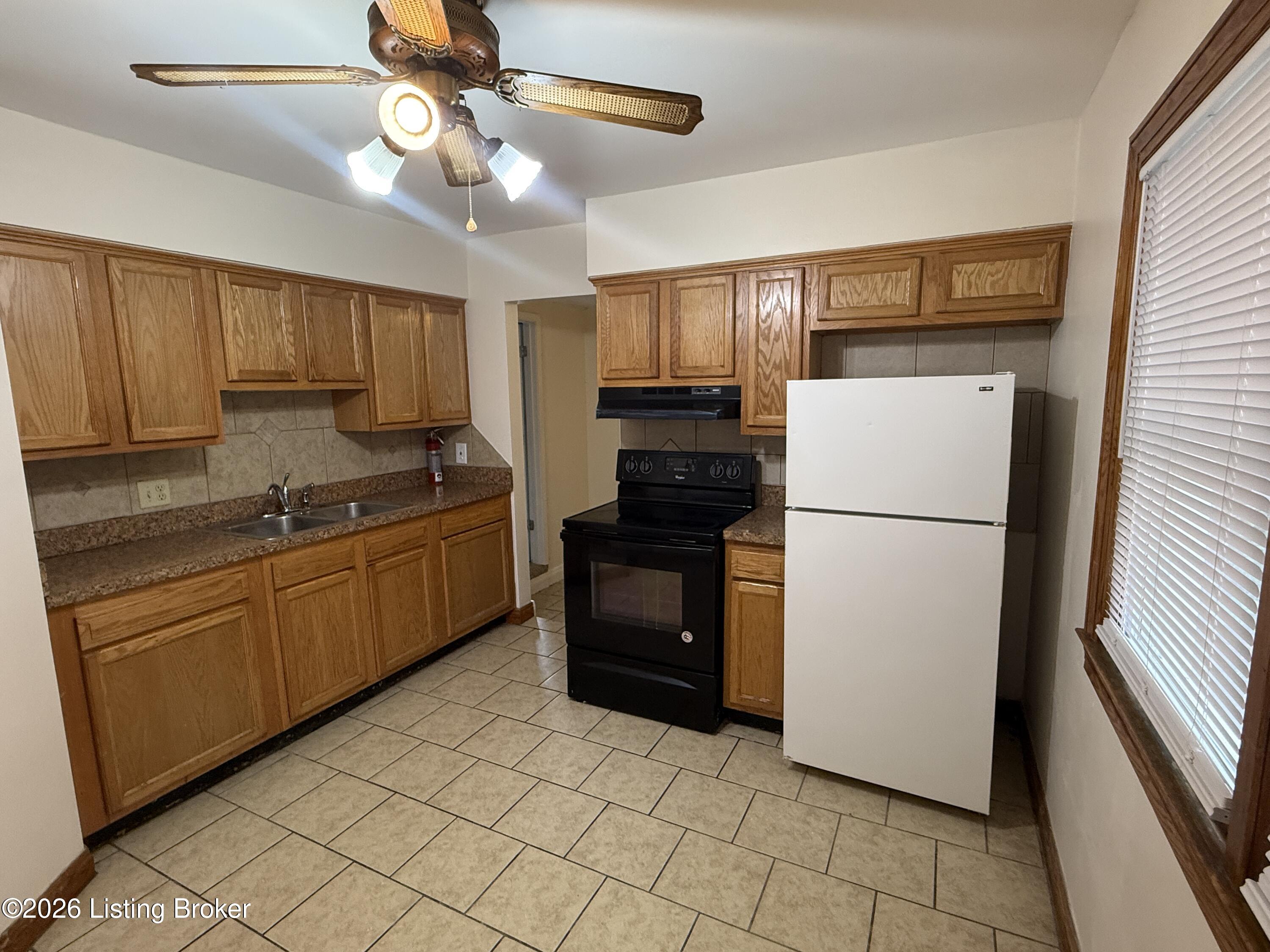 1770 Wilart Dr Property Photo 5