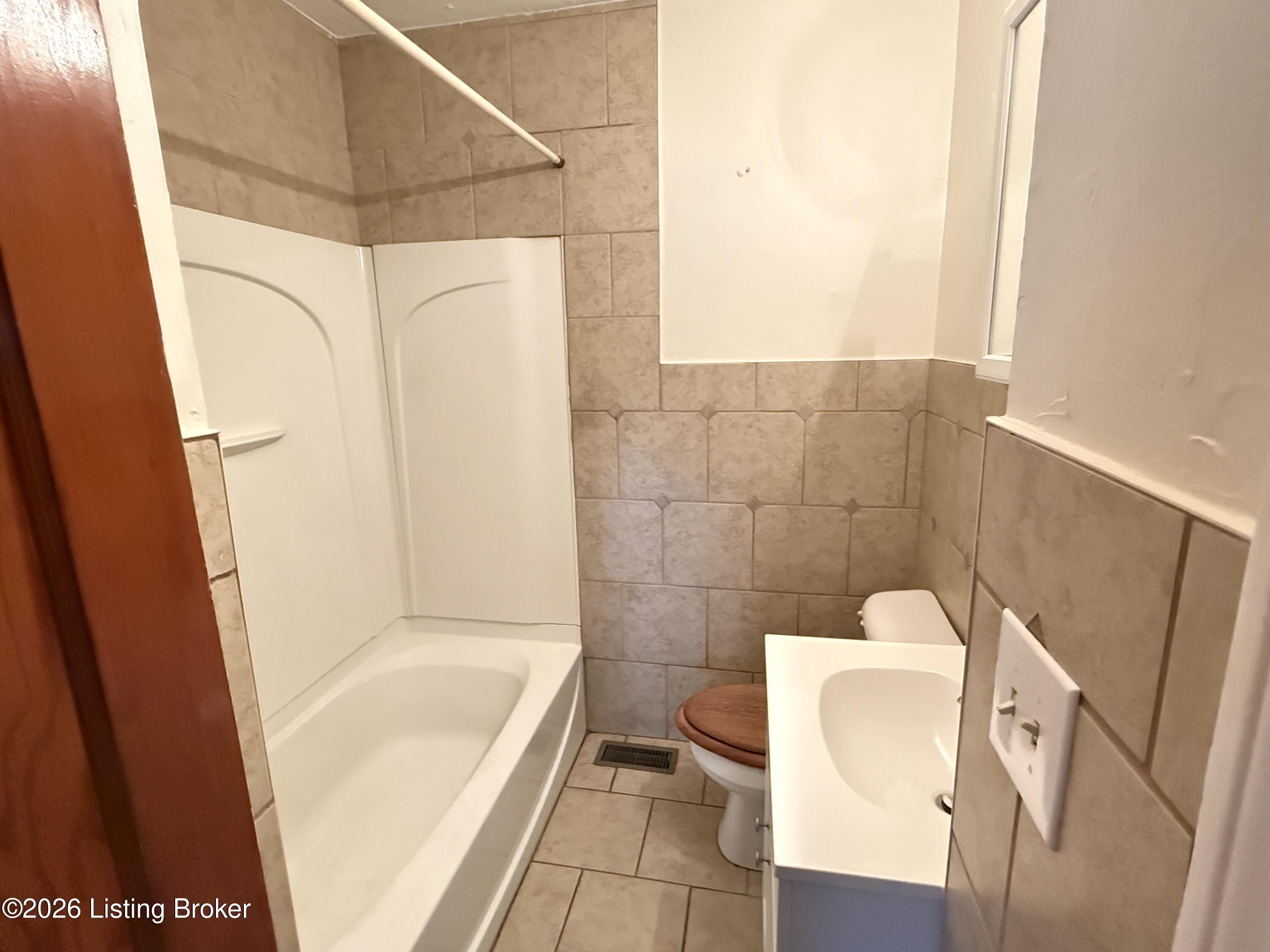 1770 Wilart Dr Property Photo 7