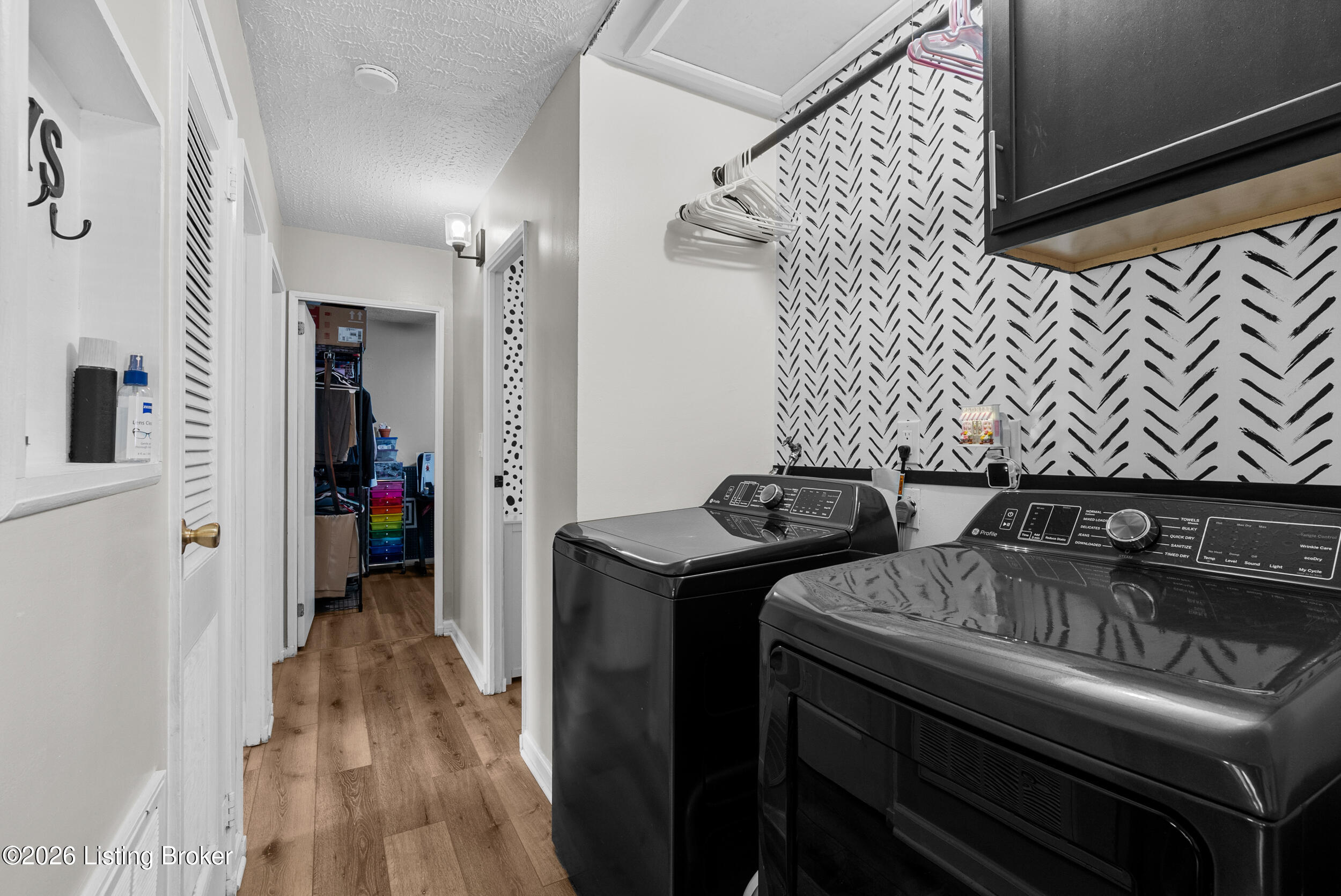 9923 Appollo Ln Property Photo 12