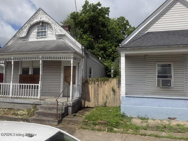 666 S 24th St Property Photo 2