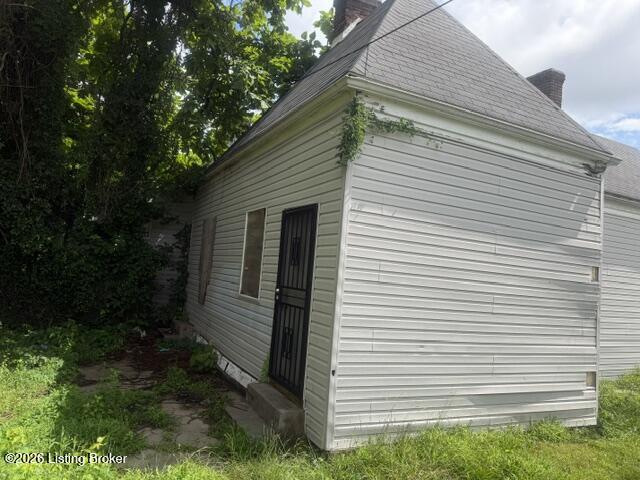666 S 24th St Property Photo 3