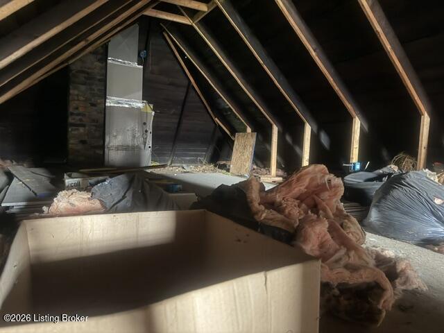 666 S 24th St Property Photo 13