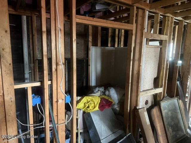 666 S 24th St Property Photo 14