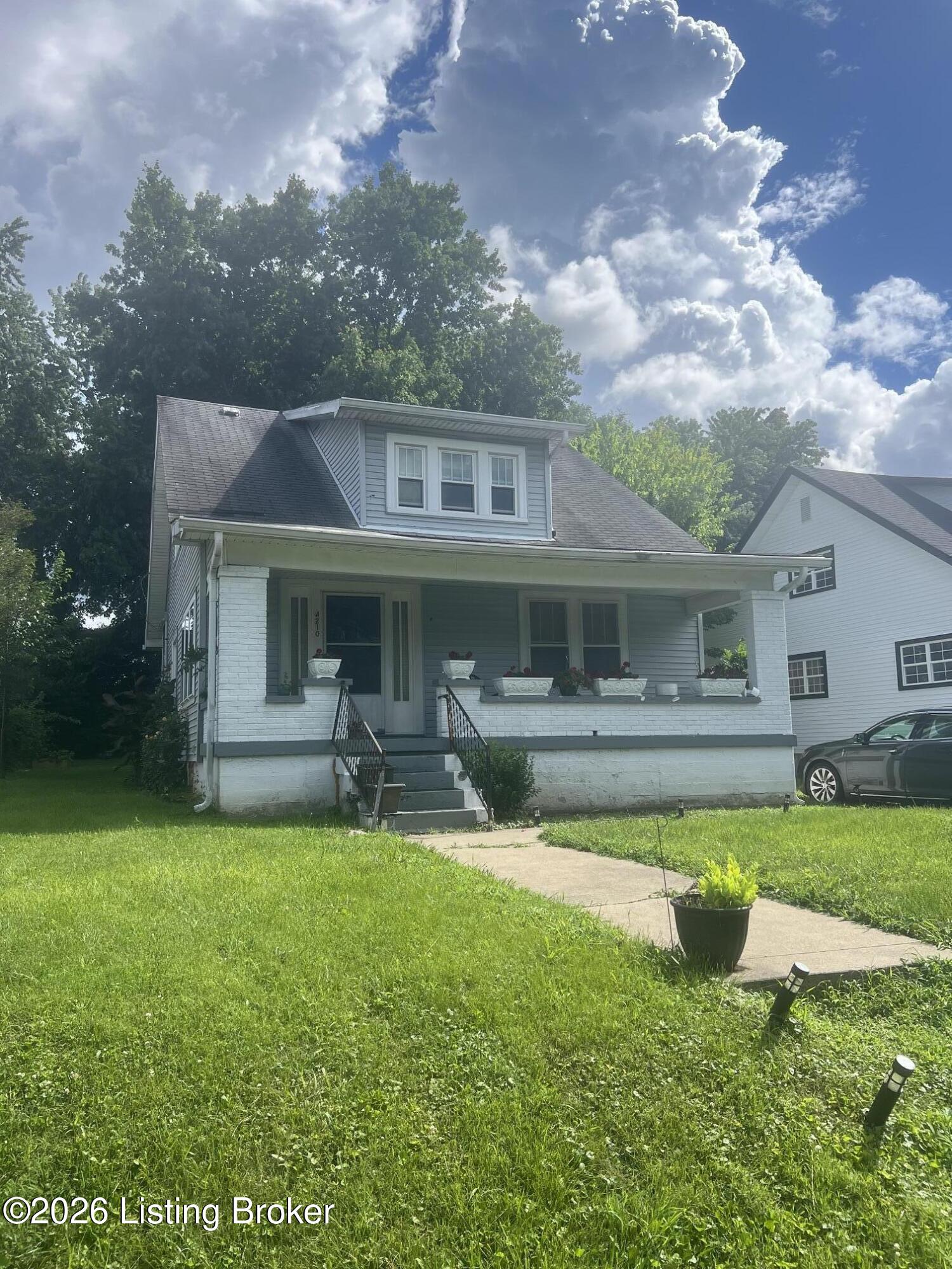 4210 Algonquin Pkwy Property Photo 1