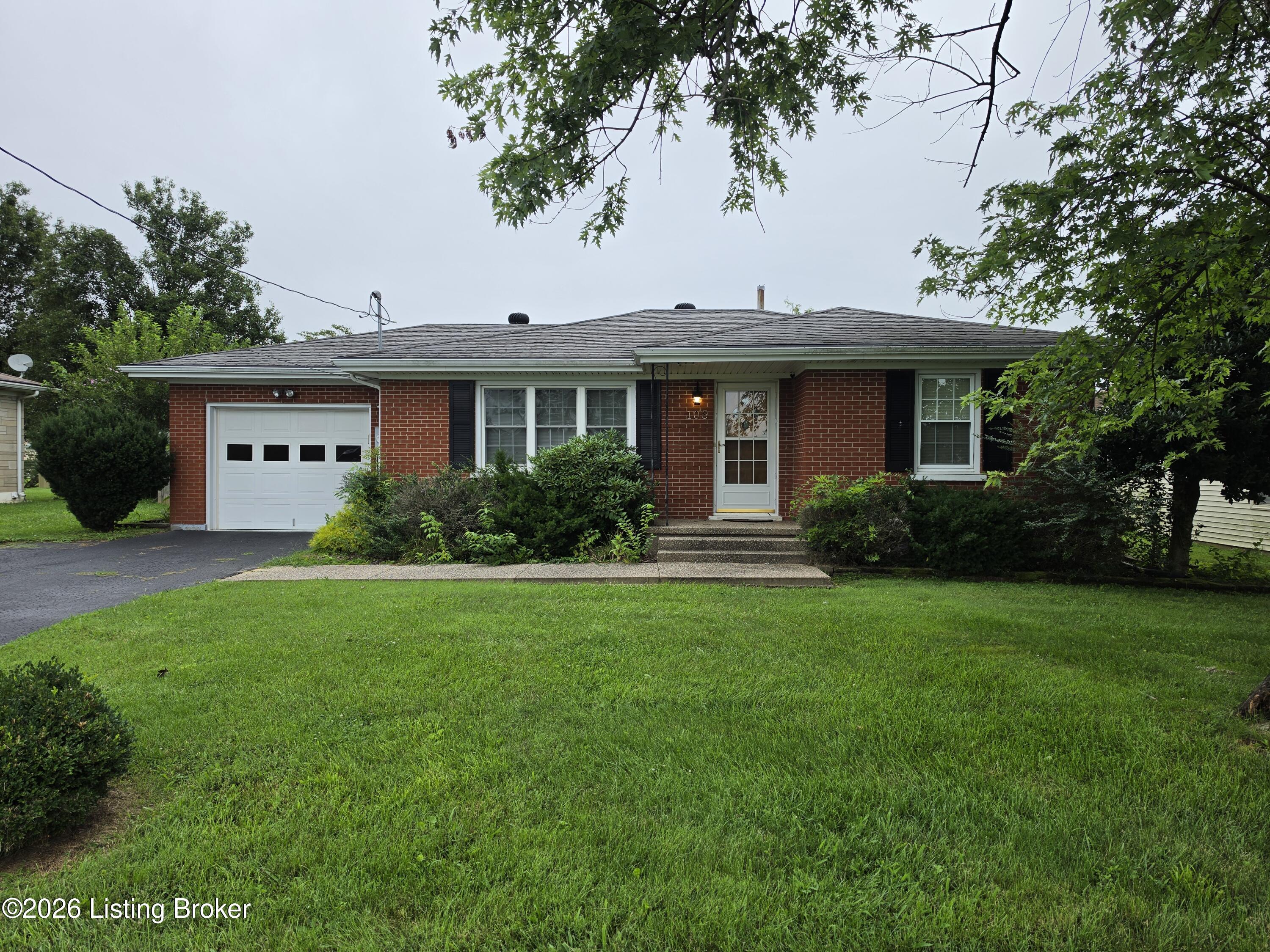 105 Greenhill Dr Property Photo 1