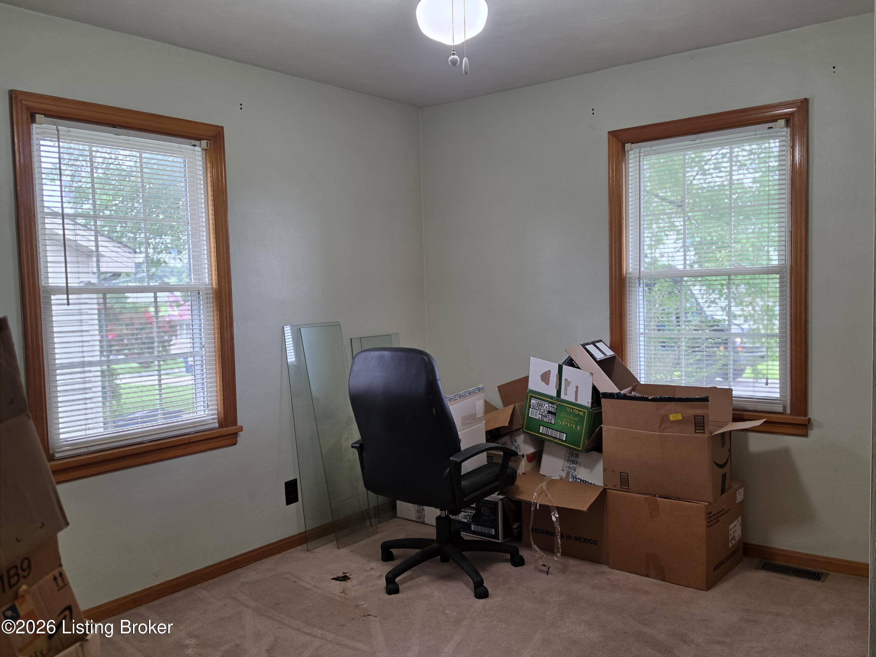 105 Greenhill Dr Property Photo 10