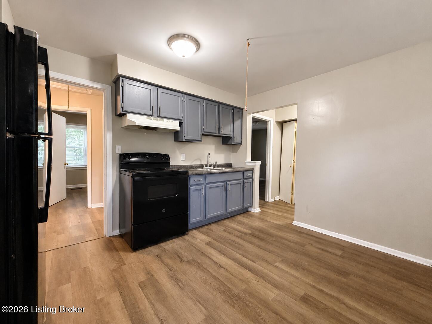 1800 Beech St Property Photo 9
