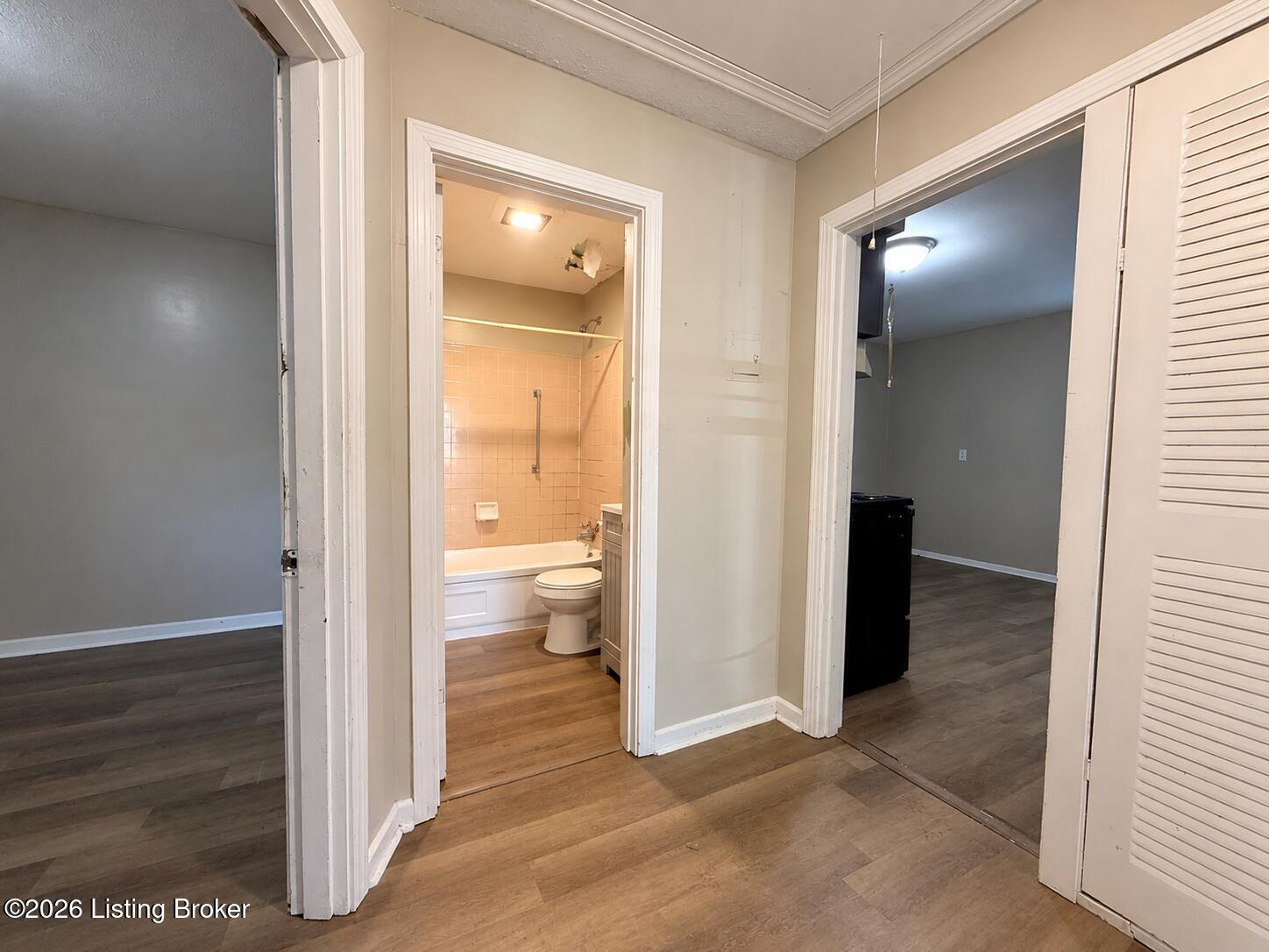 1800 Beech St Property Photo 11