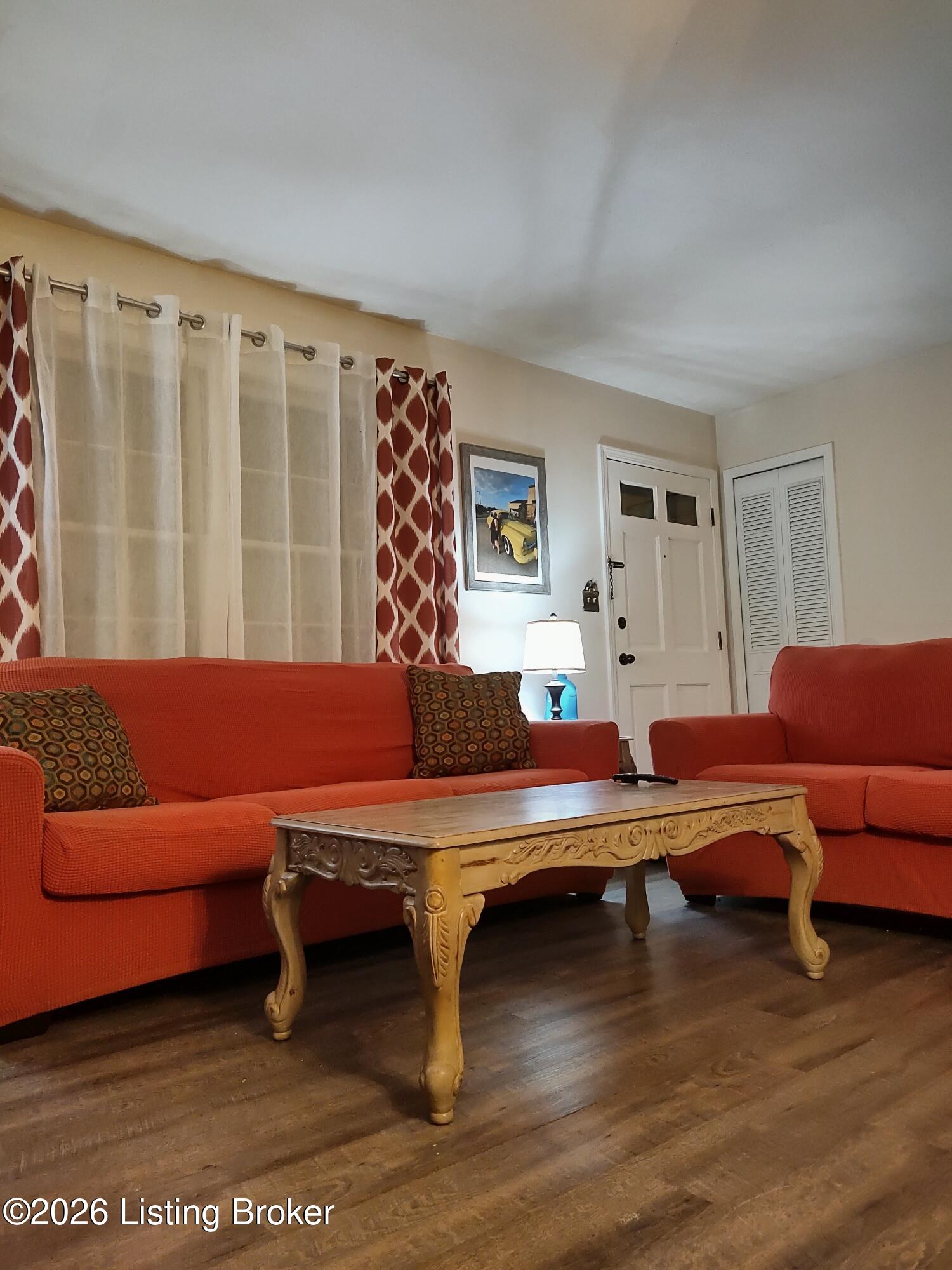 11020 Elda Dr Property Photo 6