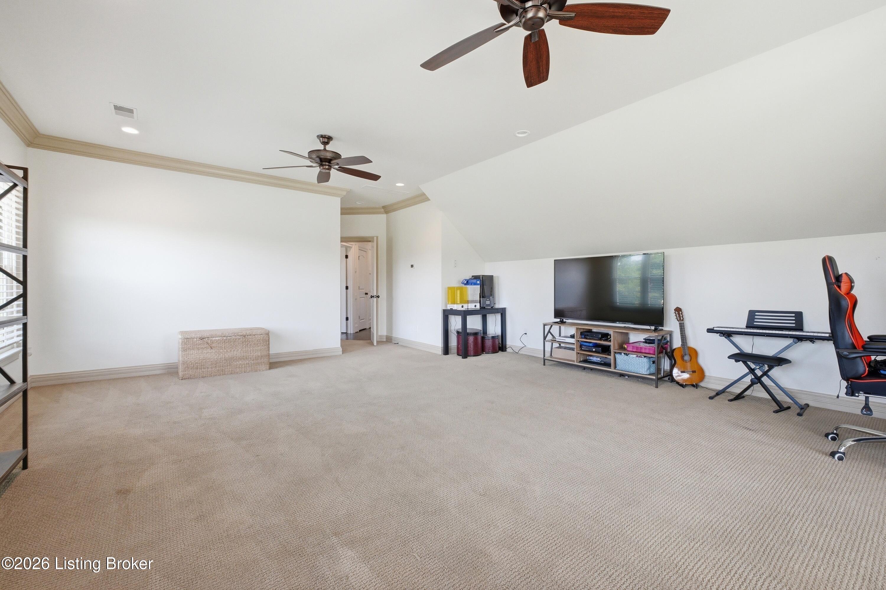 13401 Longwood Ln Property Photo 54