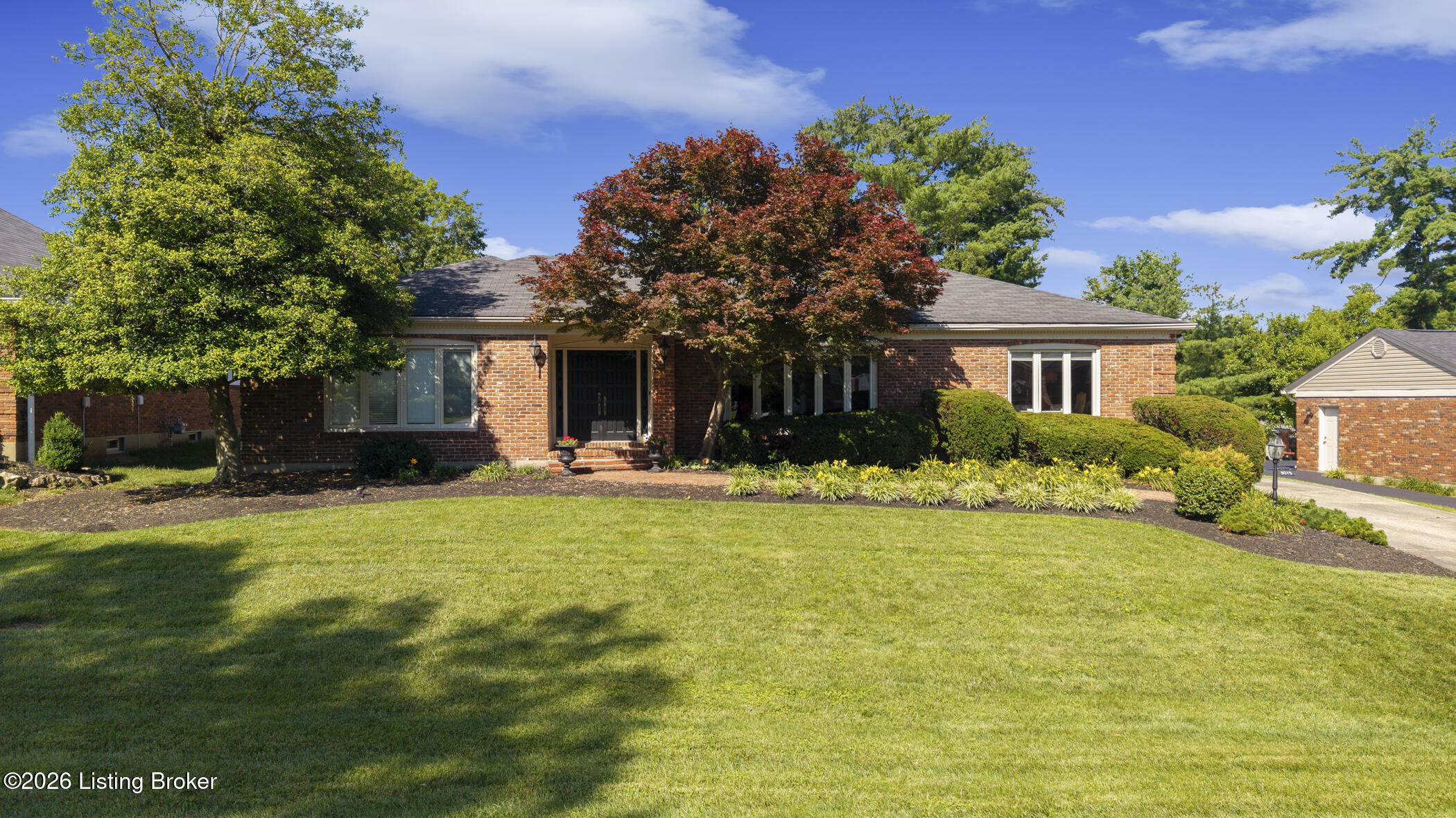 3015 Hayfield Dr