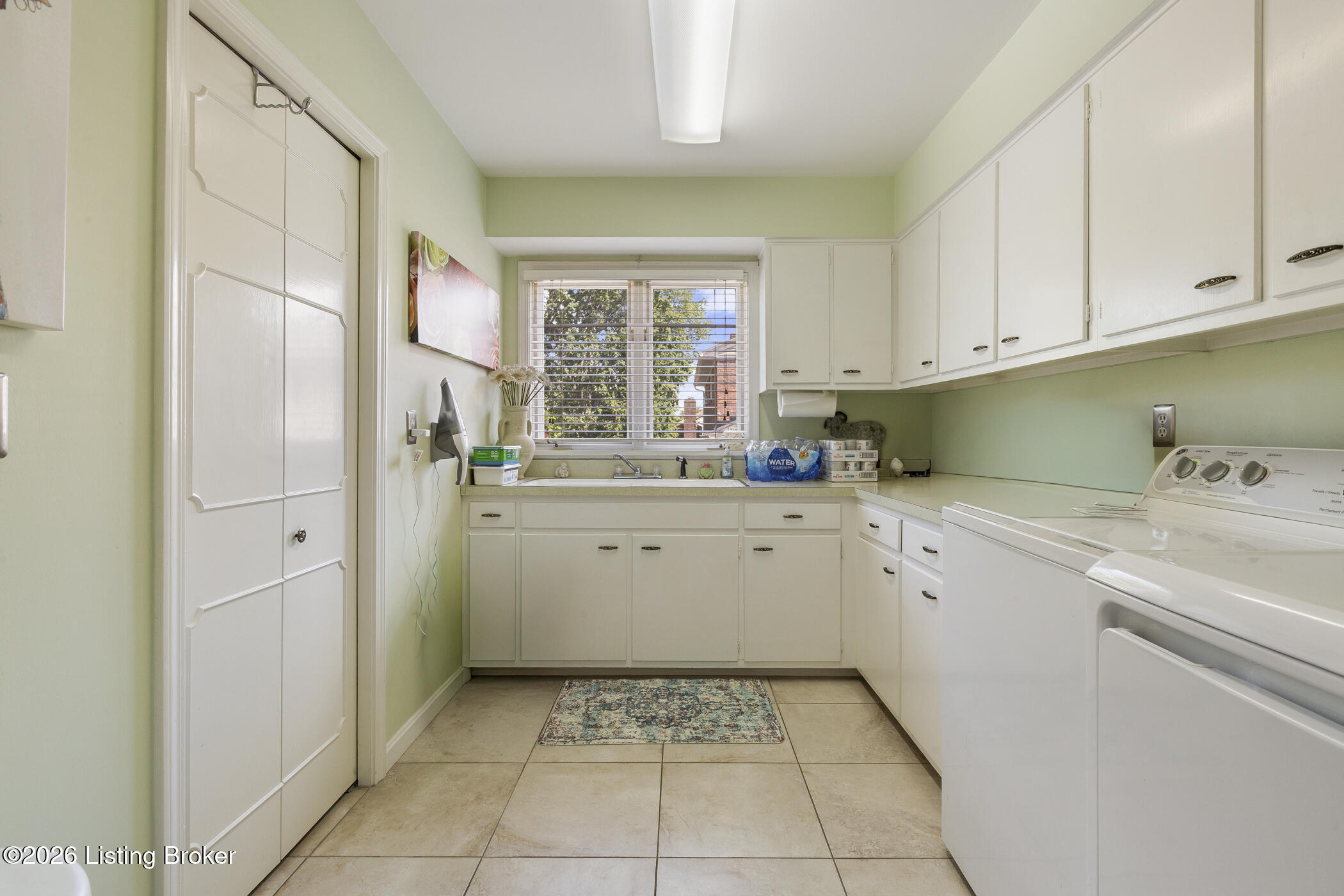 3015 Hayfield Dr Property Photo 18