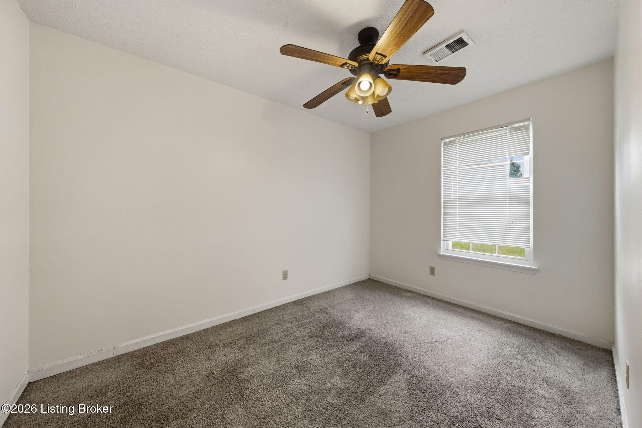 918 Austin Dr Property Photo 15
