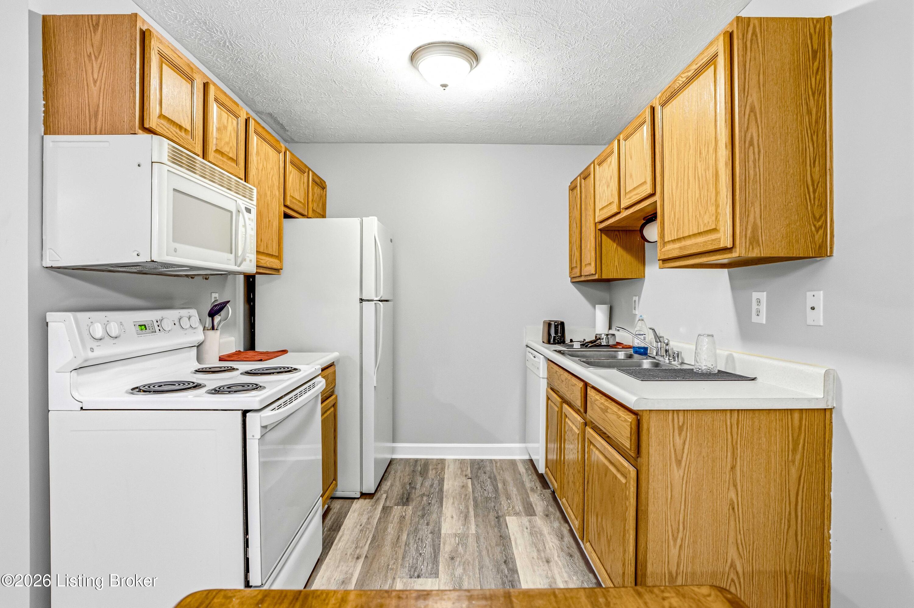 167 Central Blvd 44 Property Photo 10