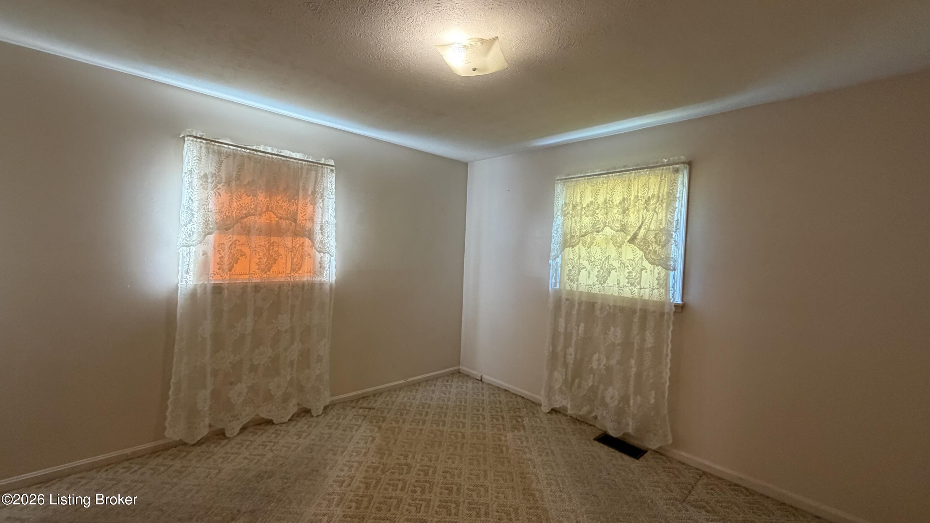 4201 Frances Dr Property Photo 10