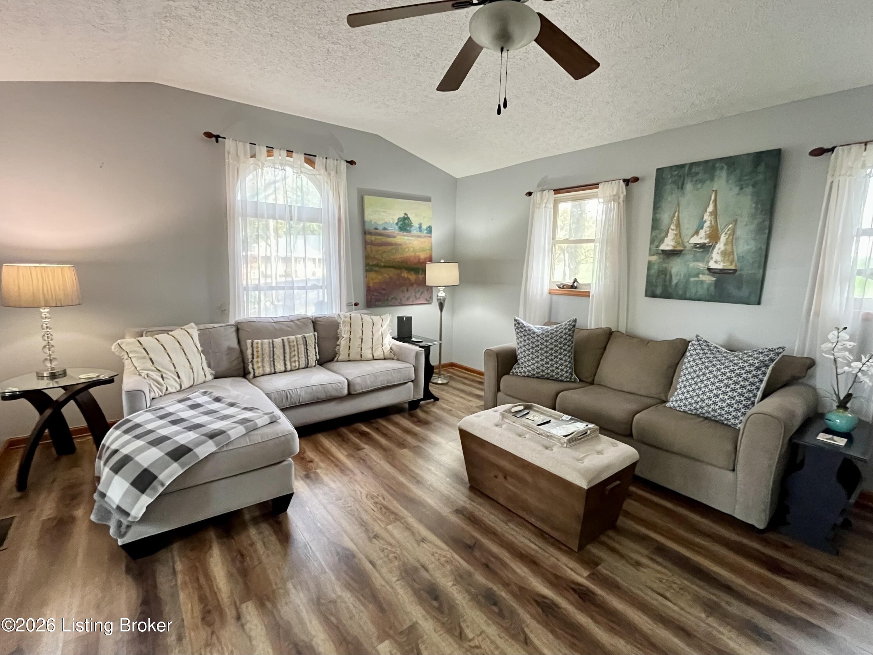 149 Hatcher Rd Property Photo 6