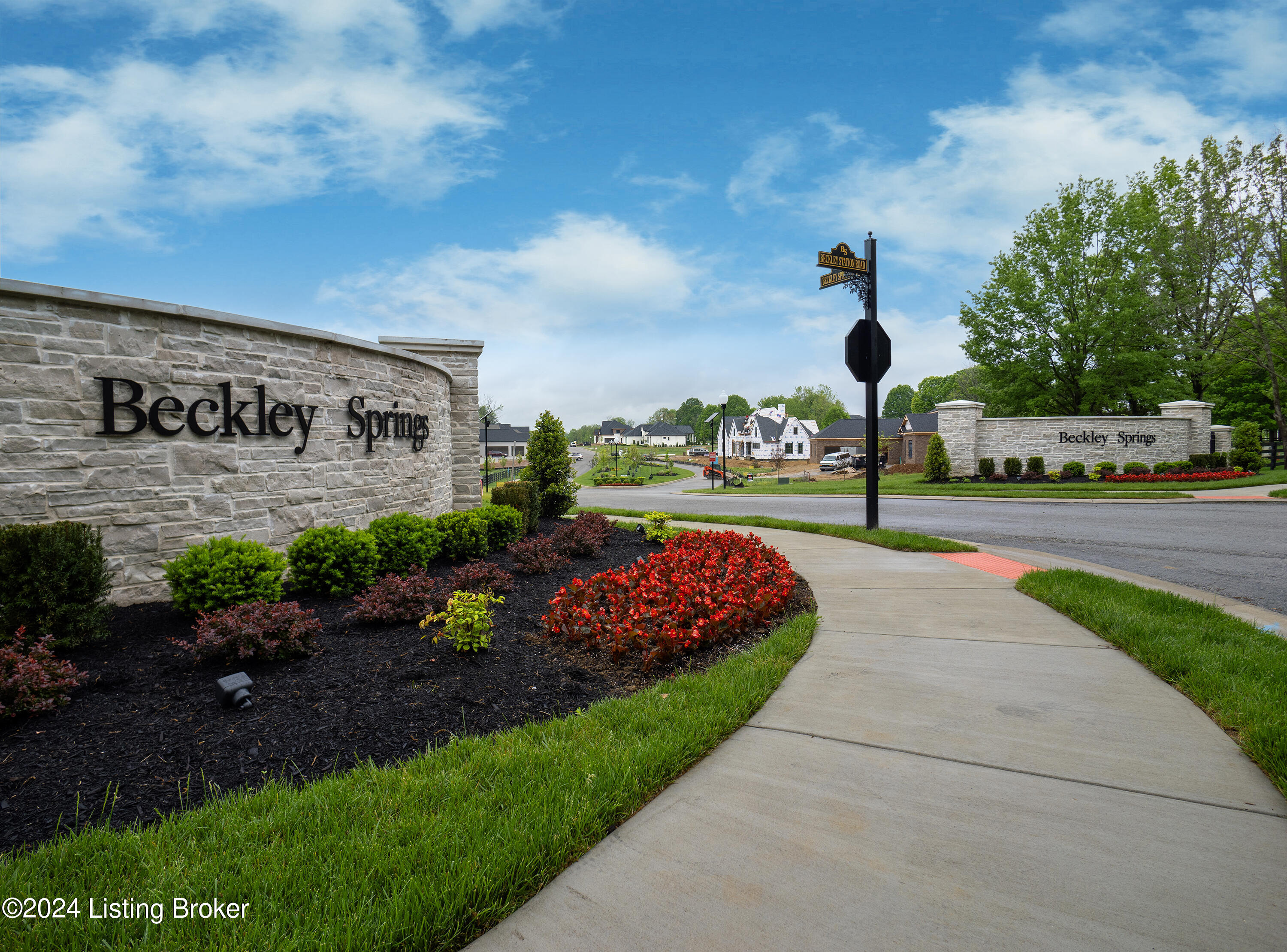 15107 Beckley Spgs Dr Property Photo 3