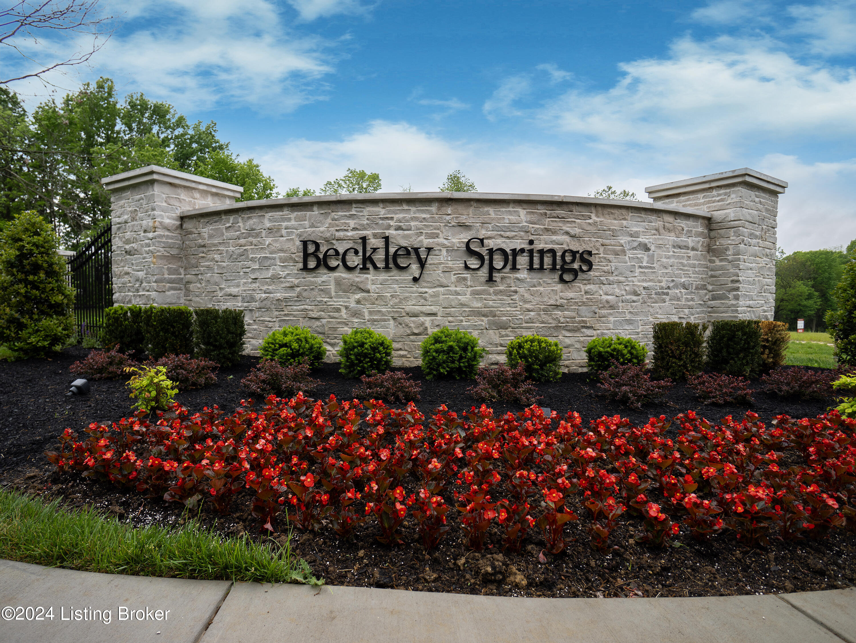 15101 Beckley Springs Dr Property Photo 1