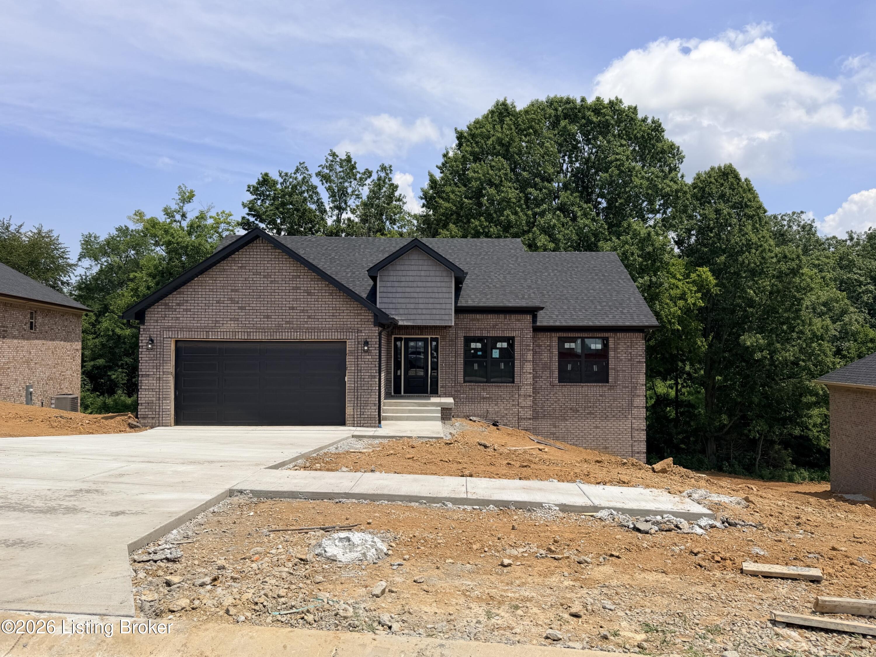 186 New Orleans Ct Property Photo 1