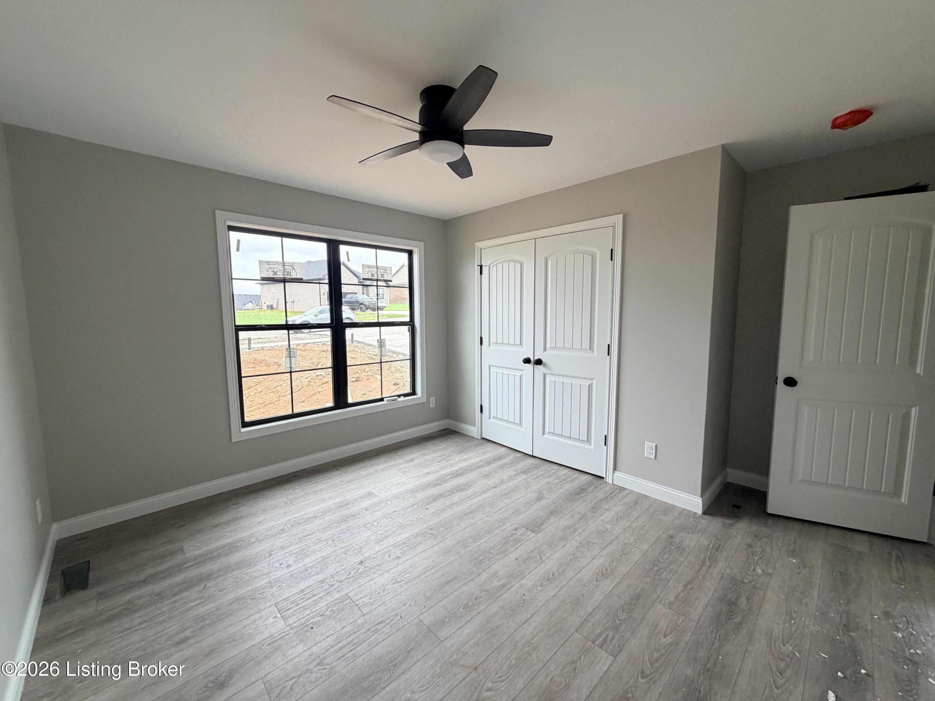 186 New Orleans Ct Property Photo 11