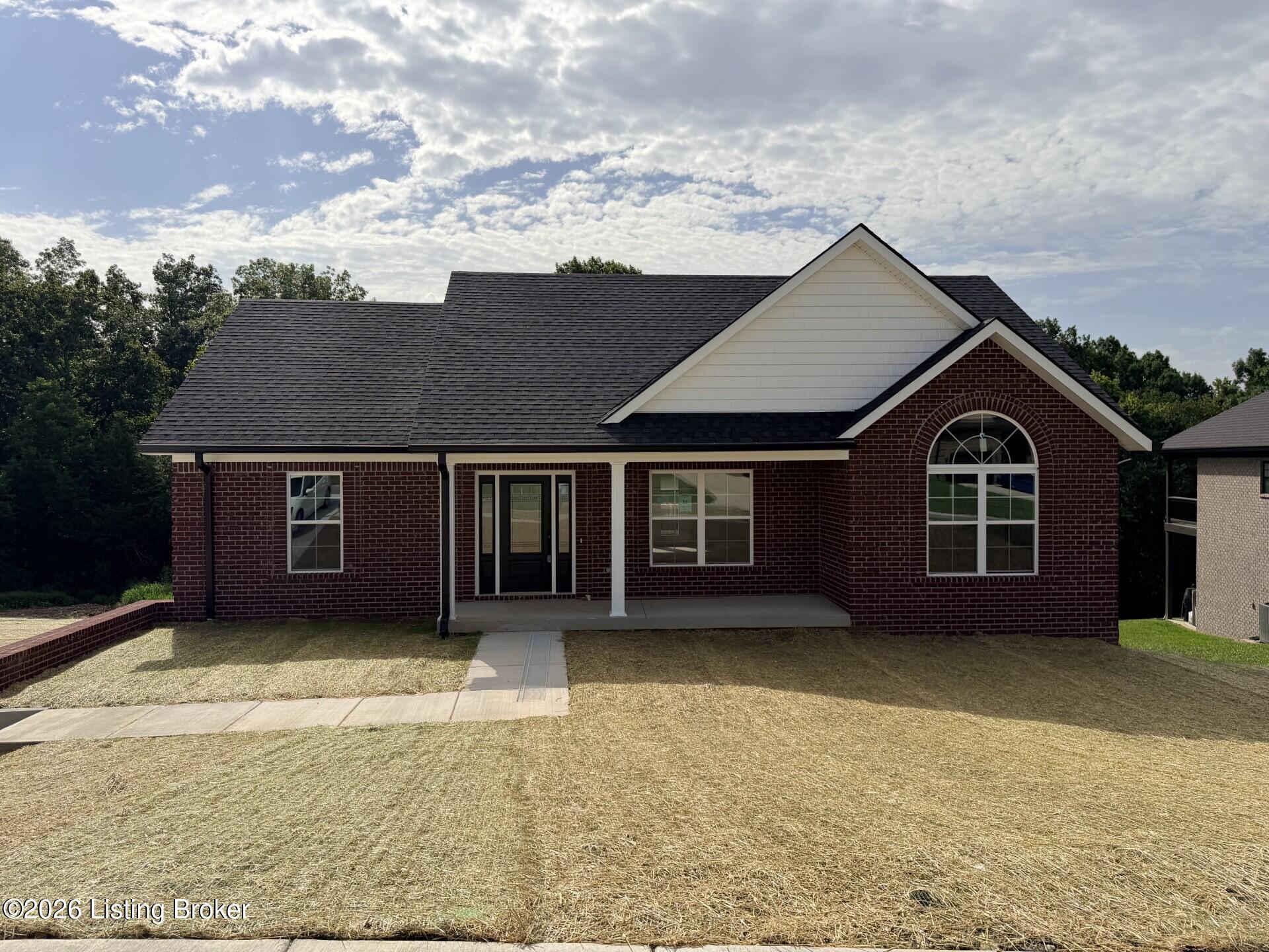 148 New Orleans Ct Property Photo 1