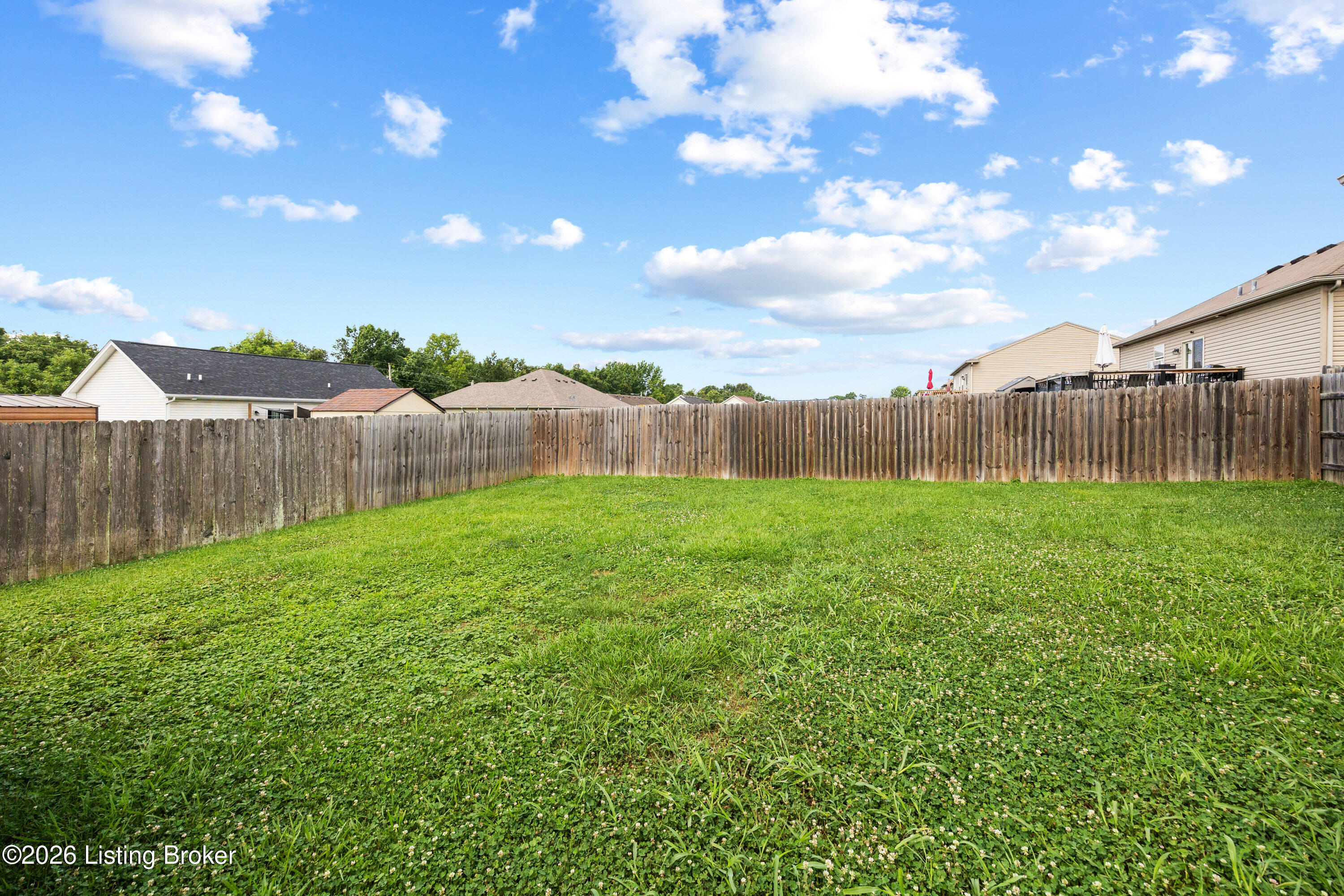 127 Crossfield Dr Property Photo 24