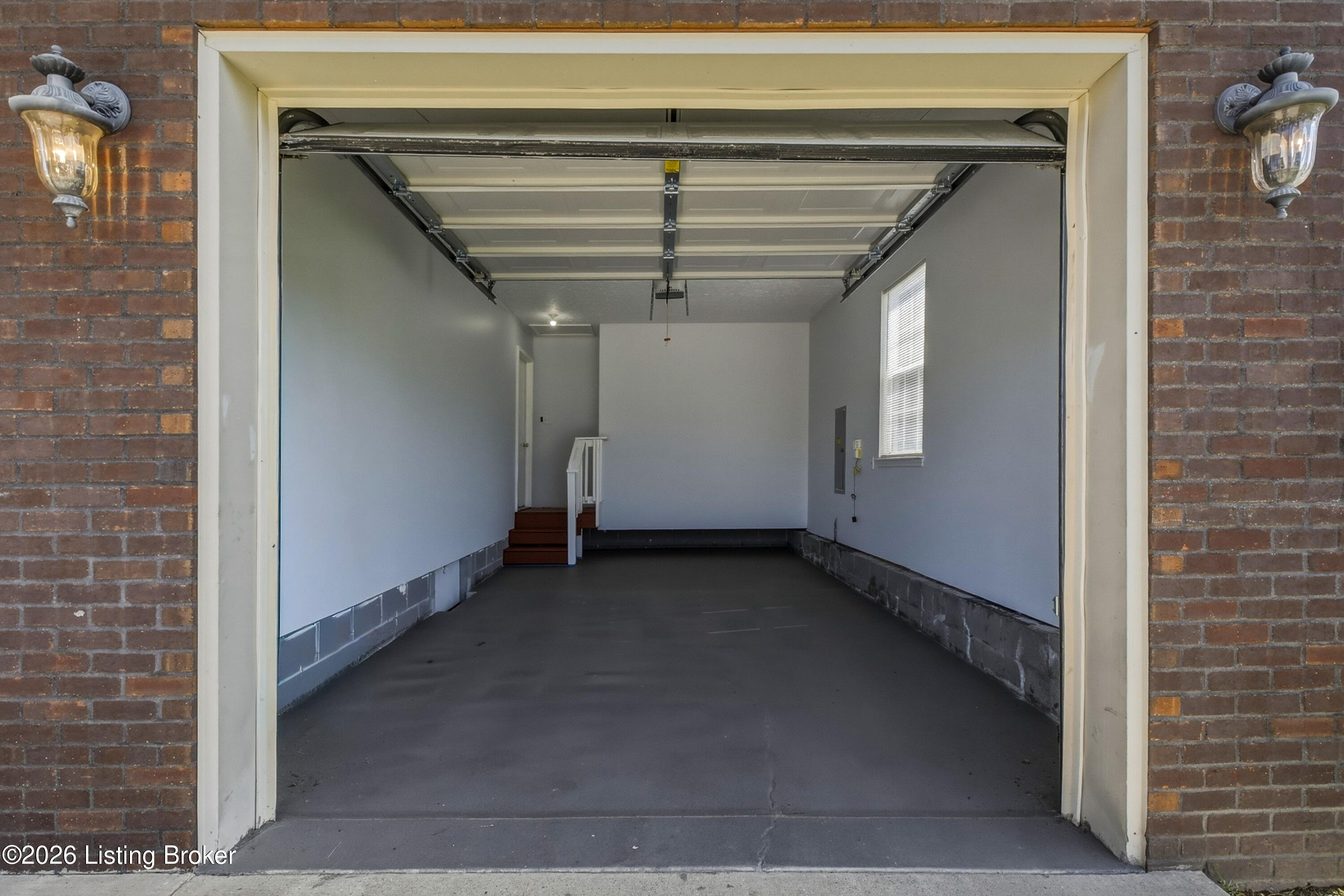 13010 Bessels Blvd Property Photo 6