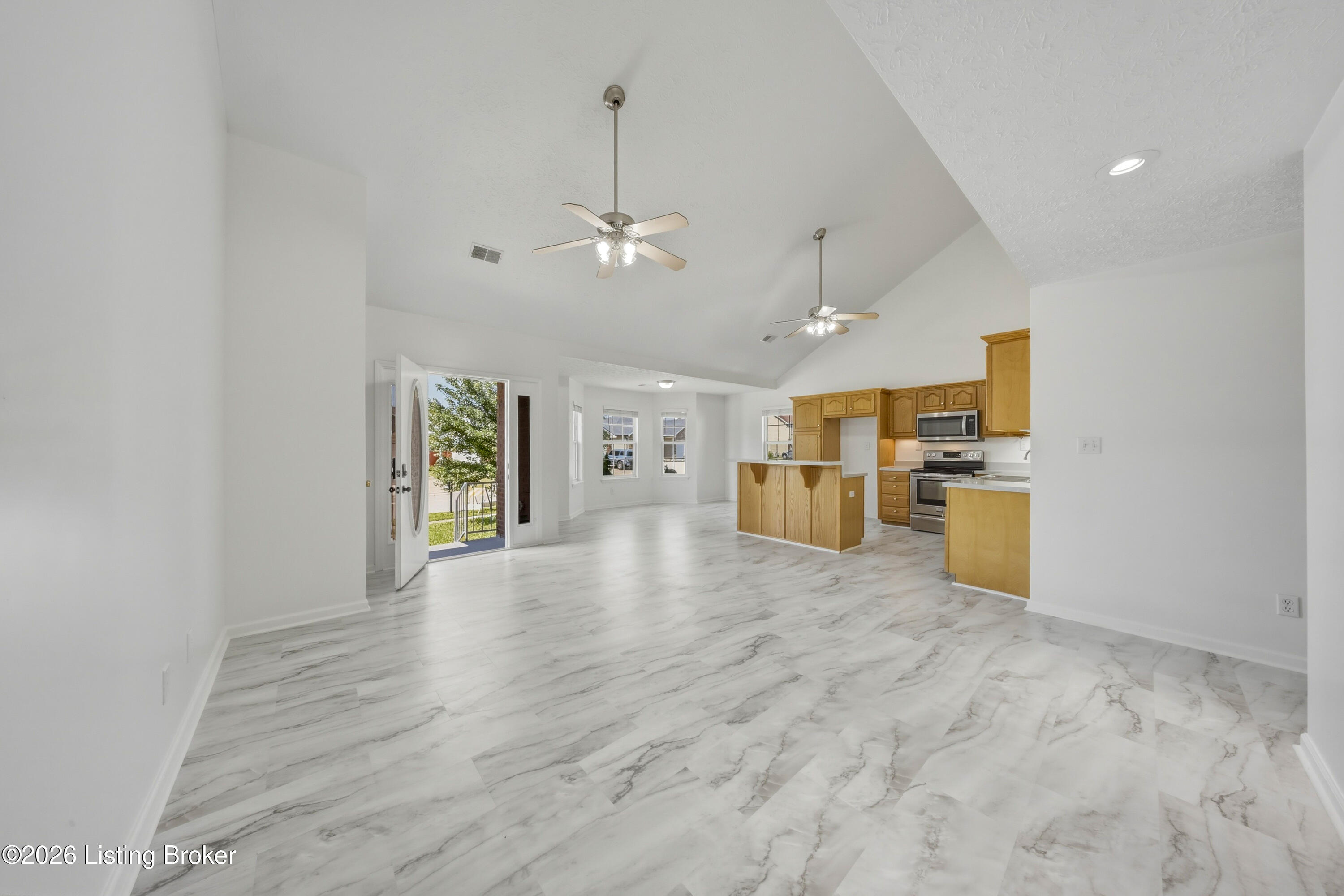 13010 Bessels Blvd Property Photo 11