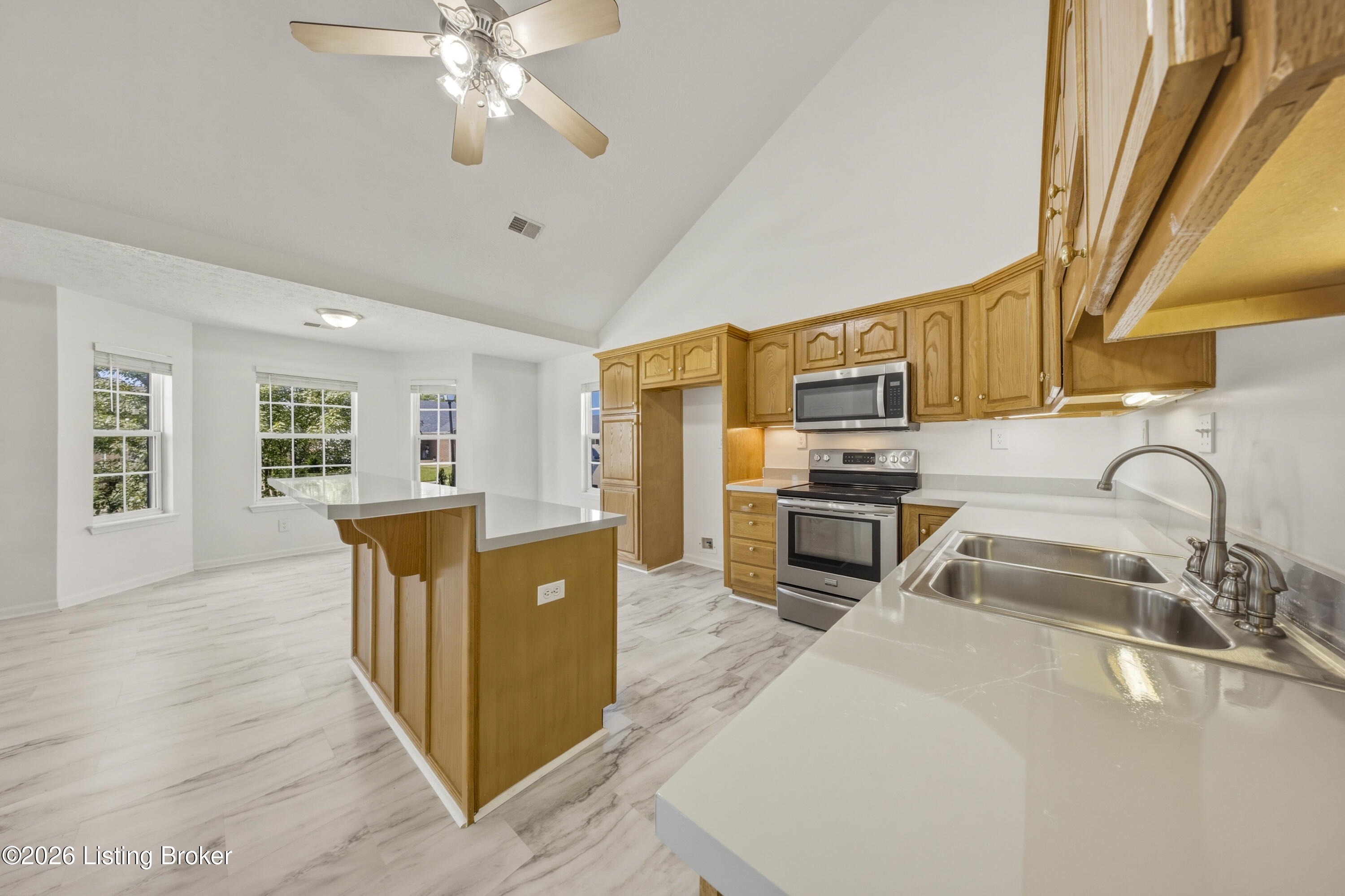 13010 Bessels Blvd Property Photo 12
