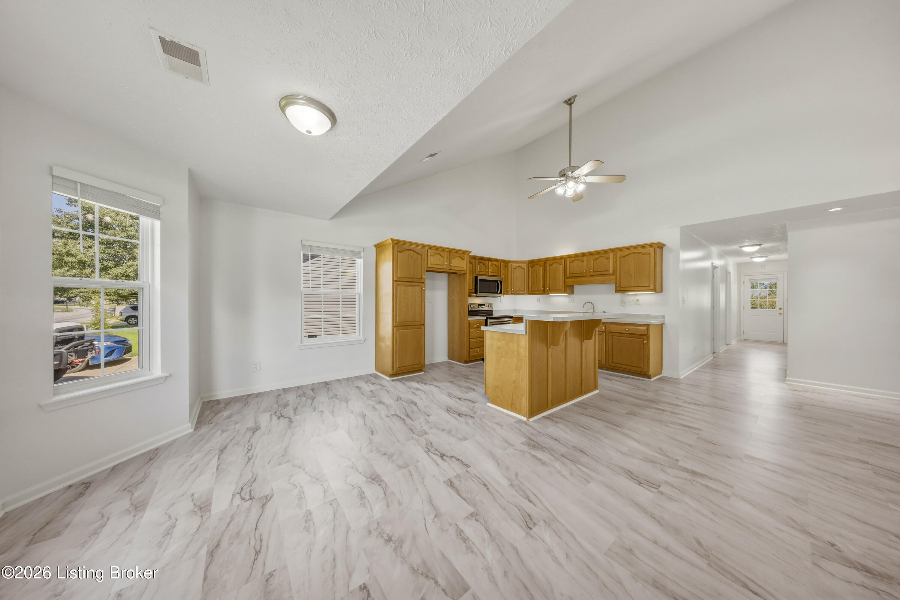 13010 Bessels Blvd Property Photo 17