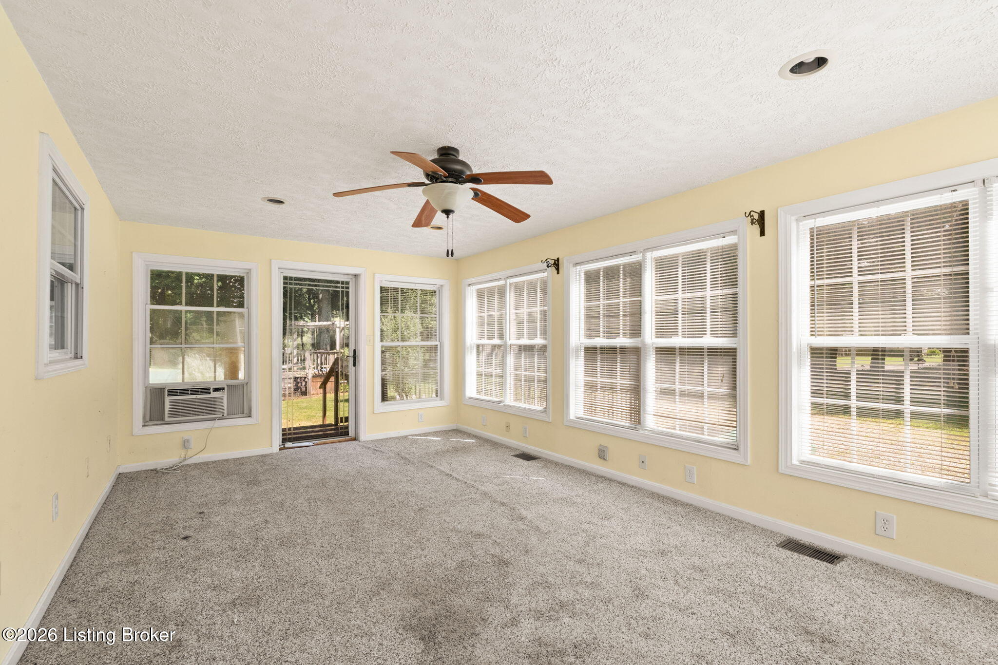 3985 Brooks Hill Rd Property Photo 17