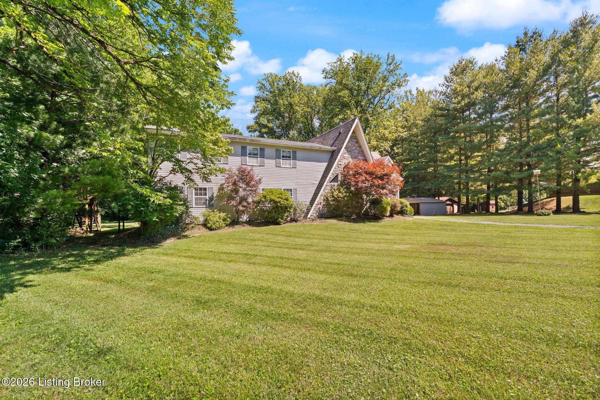 3985 Brooks Hill Rd Property Photo 52