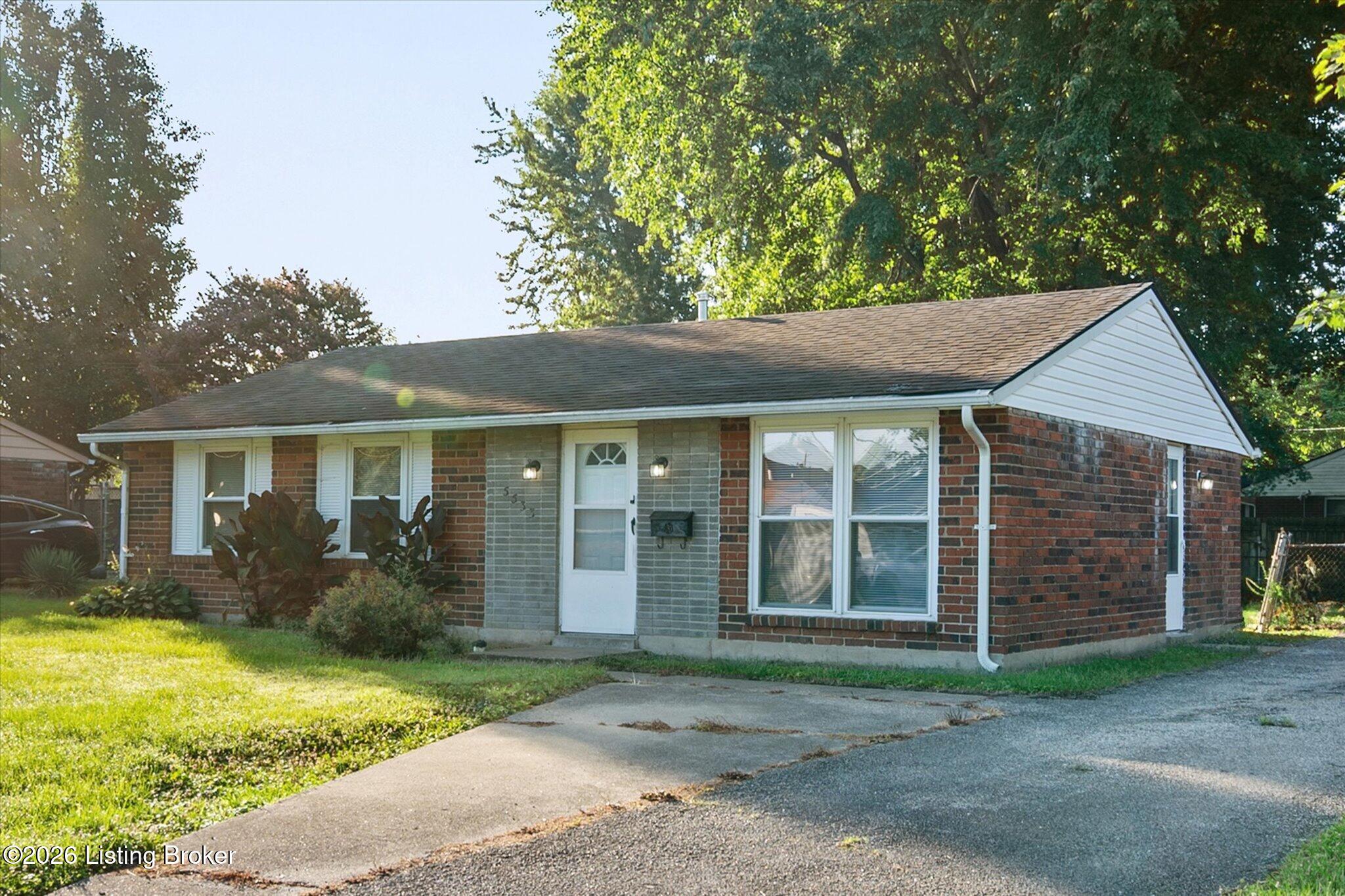 5533 Ridgecrest Rd Property Photo 3