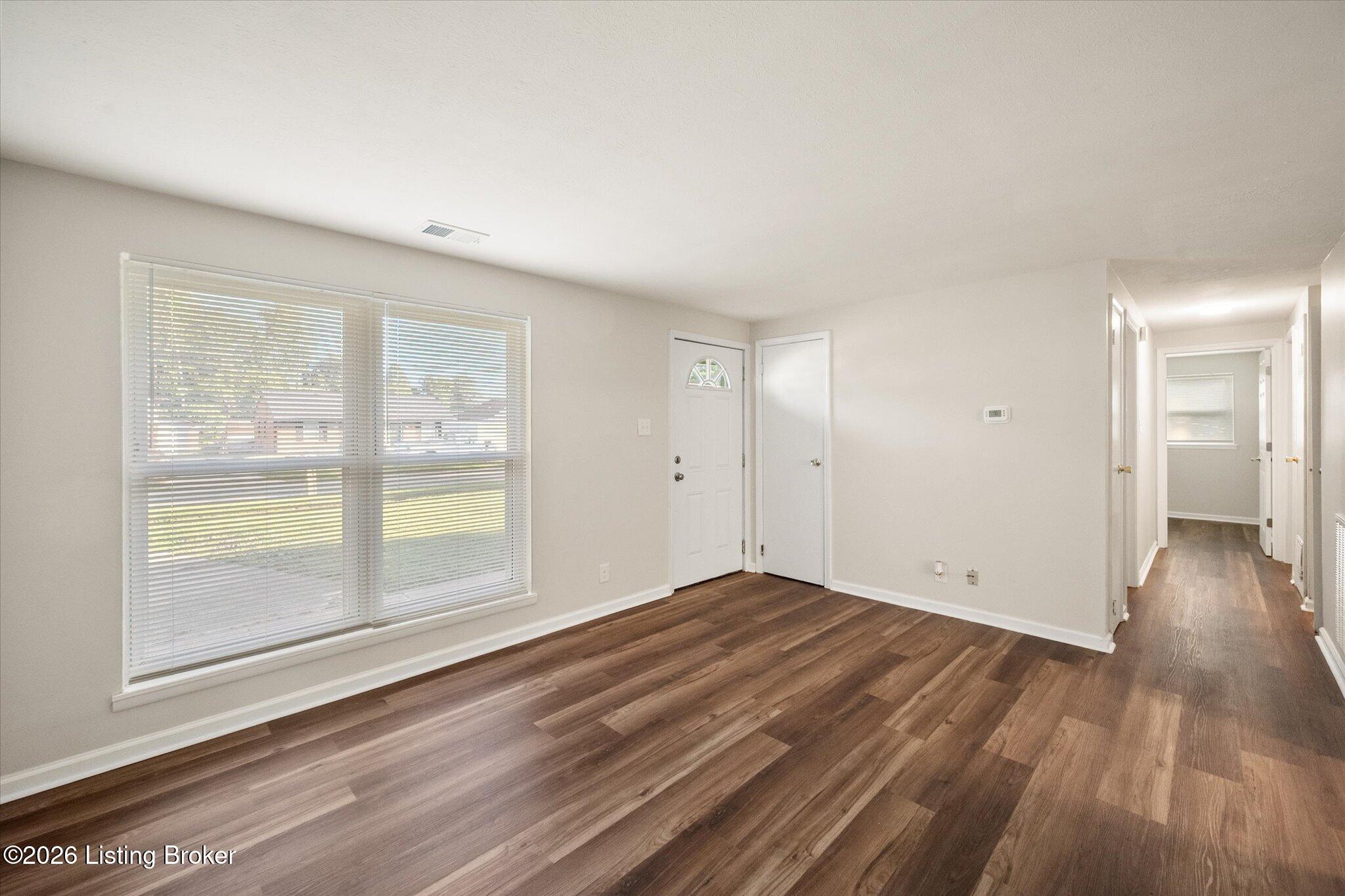 5533 Ridgecrest Rd Property Photo 8