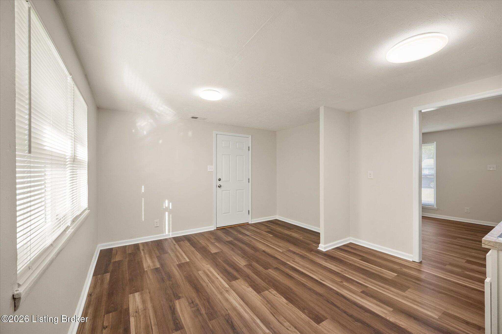 5533 Ridgecrest Rd Property Photo 12